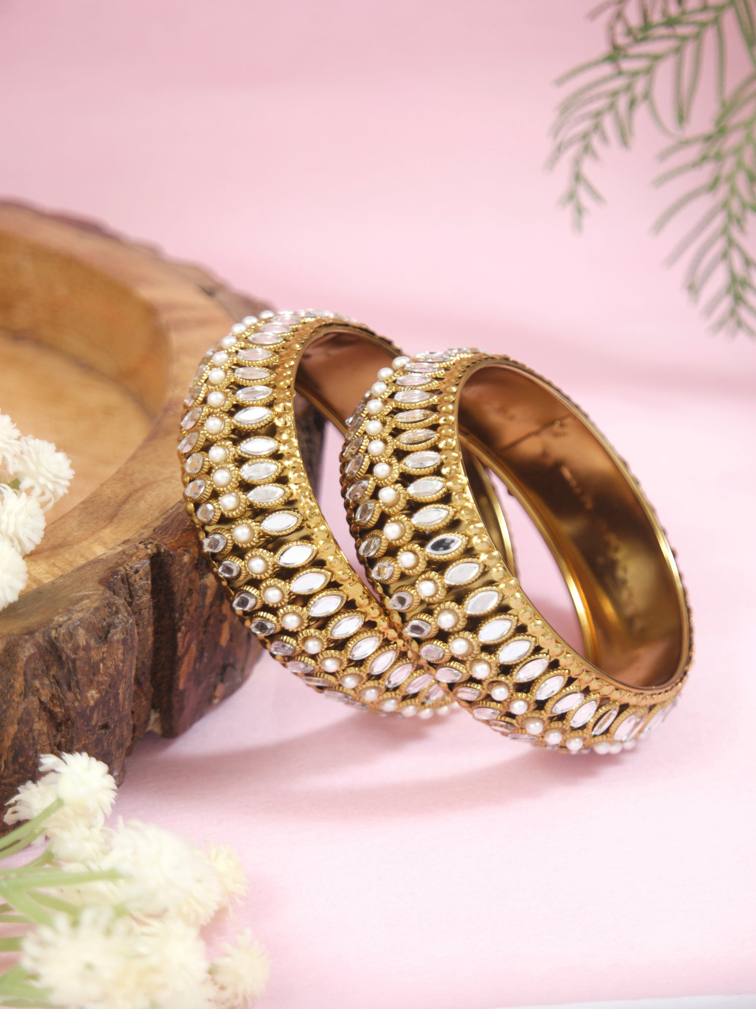 Aastika Bangles