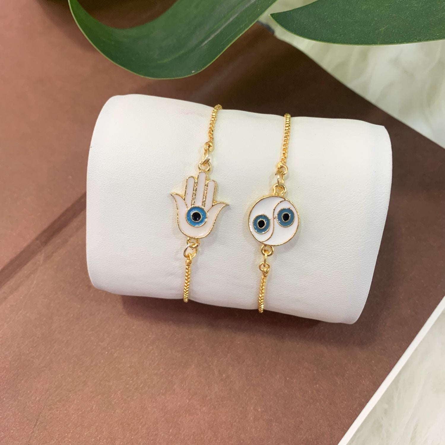 (Pack of 2) Round & Hamsa Shape Enamel Bracelet