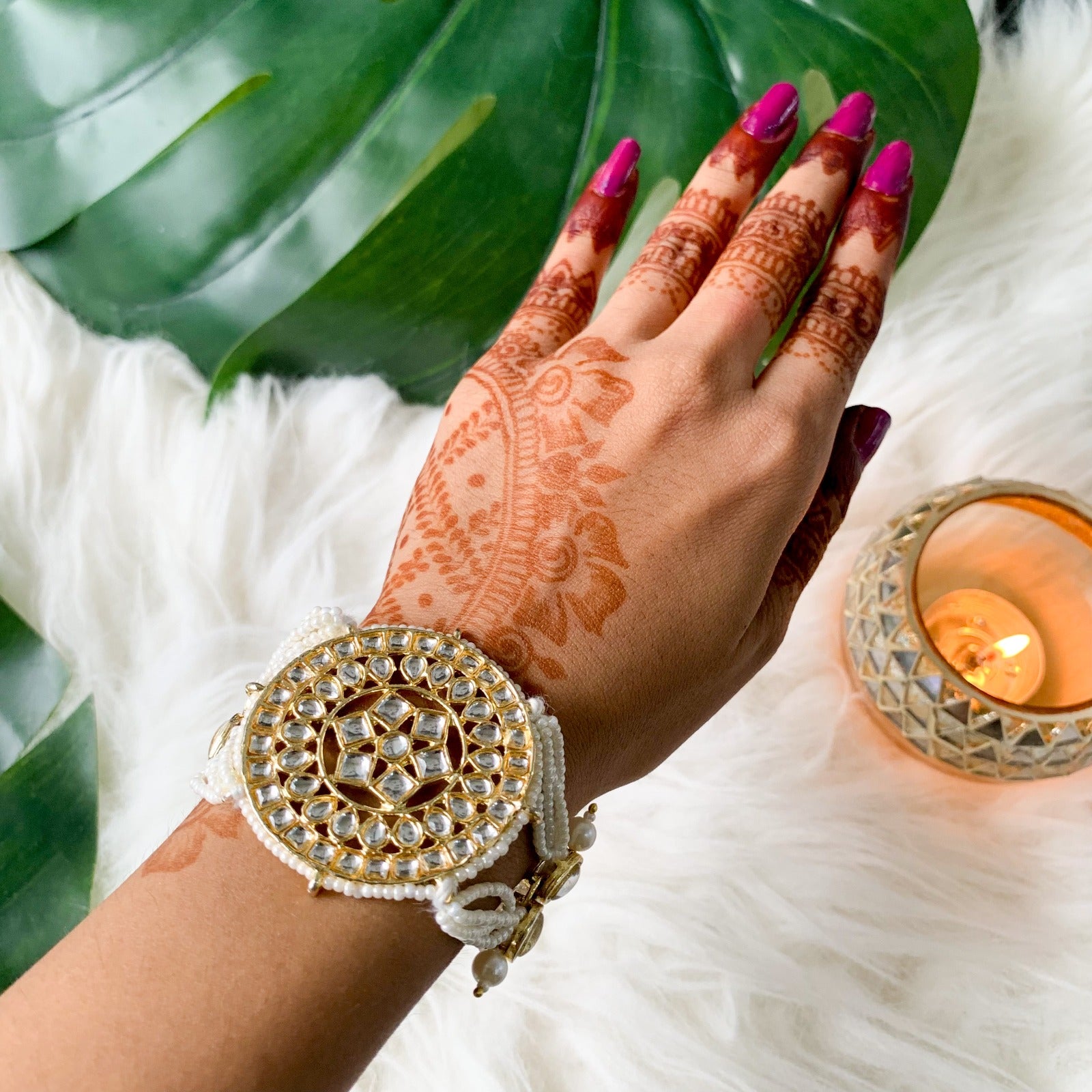 Tasnim White Bracelet