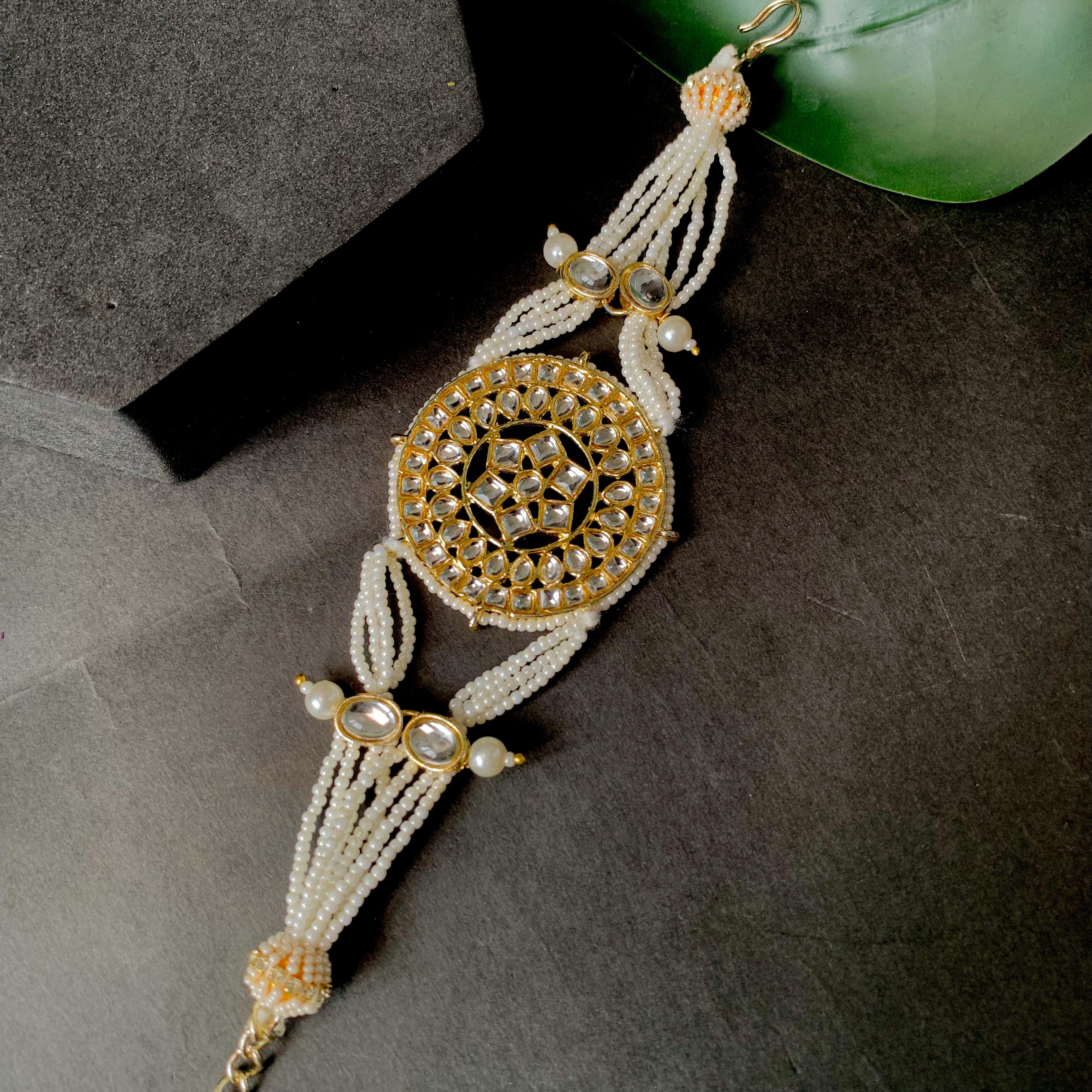 Tasnim White Bracelet