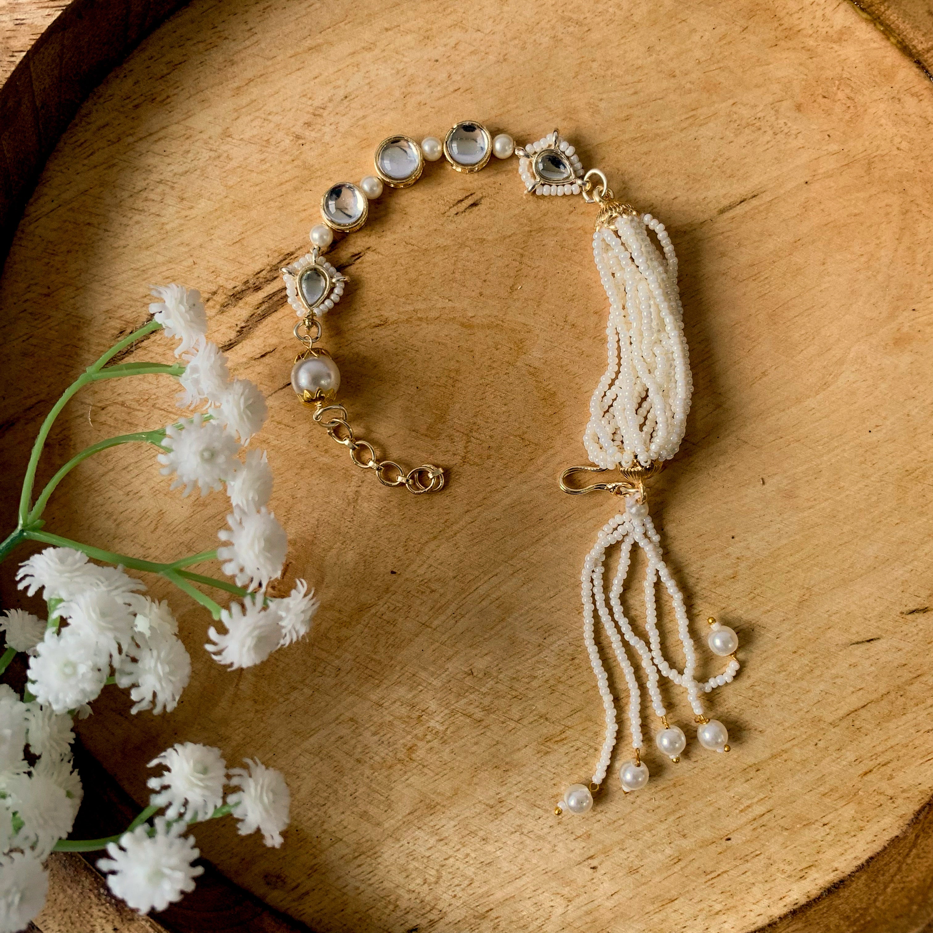 Tanaaz White Bracelet
