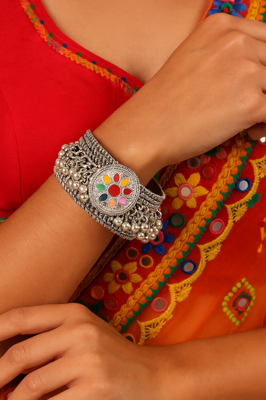 LISHA Oxidised Cuff Kada