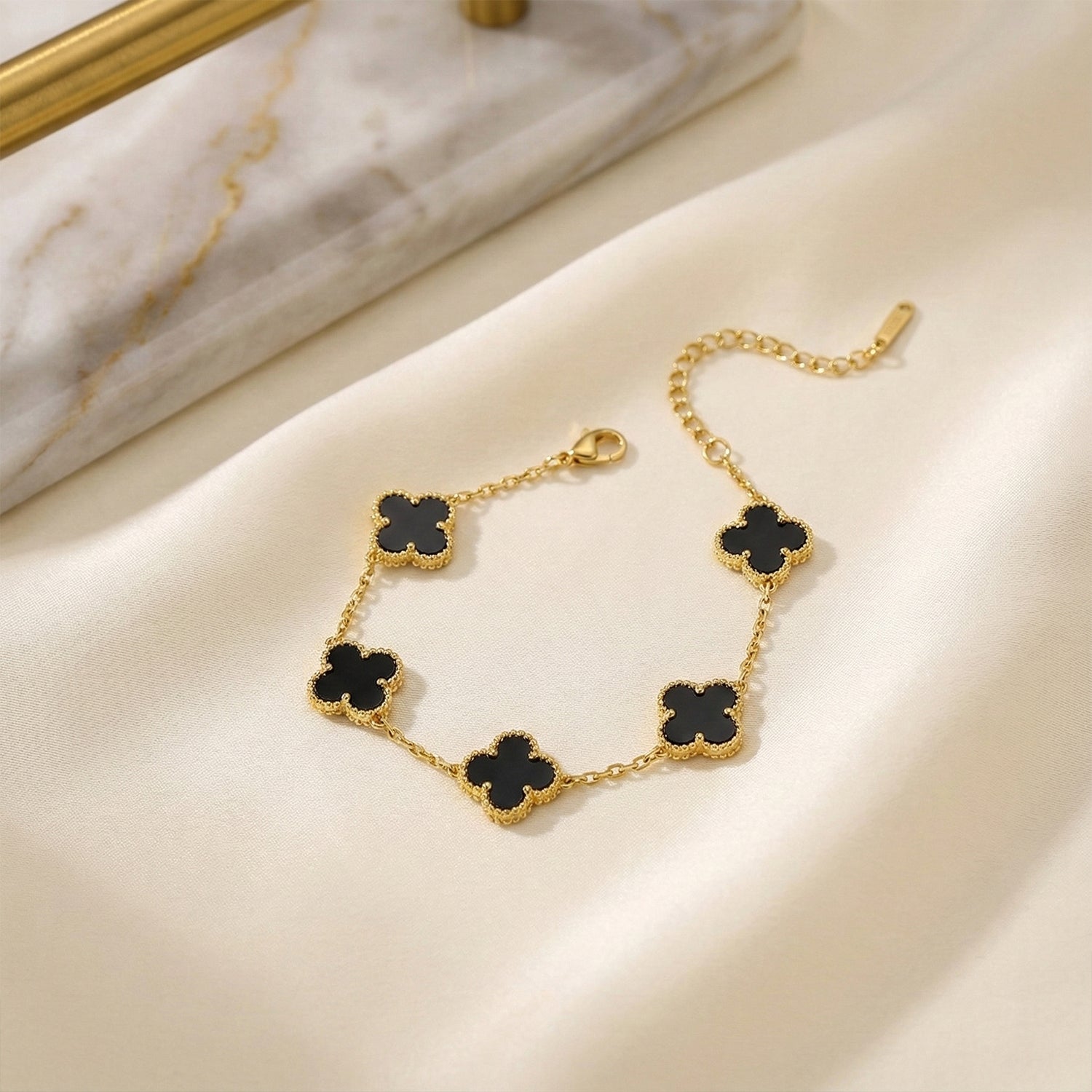 Eleven - Minimal Clover Two - Ways Bracelet