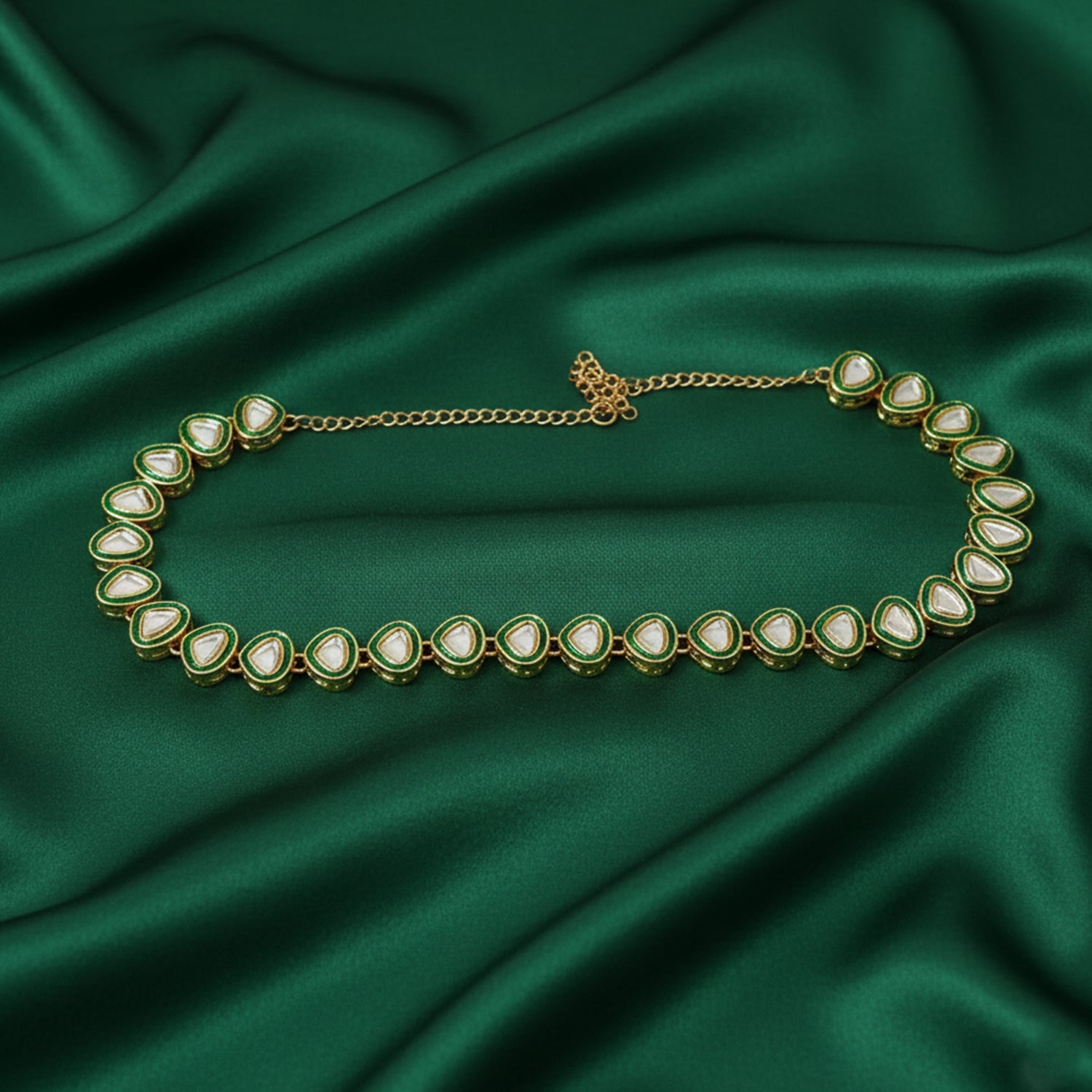 Advika Green Kundan KamarBandh