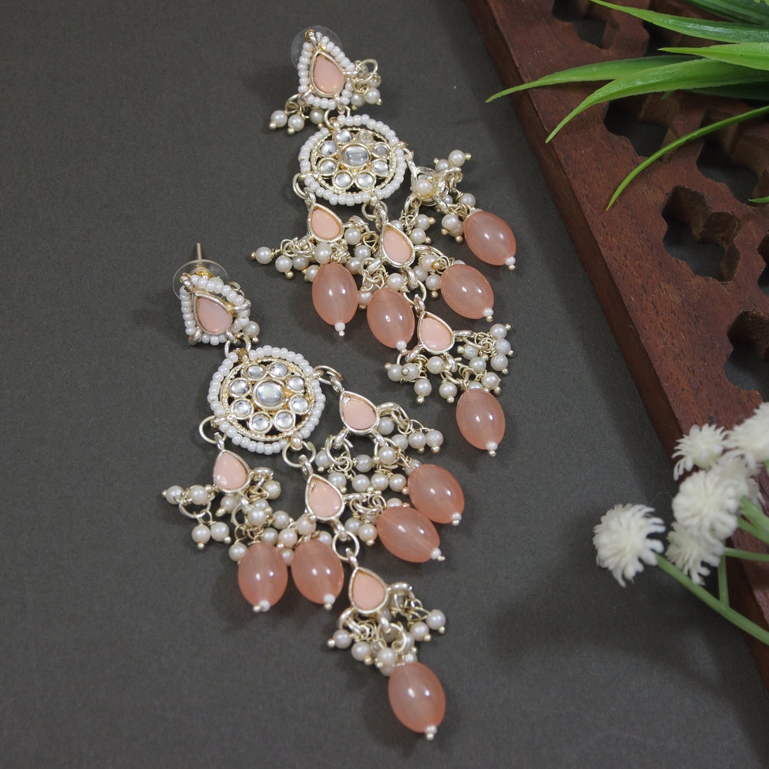 Reyah Peach Earrings