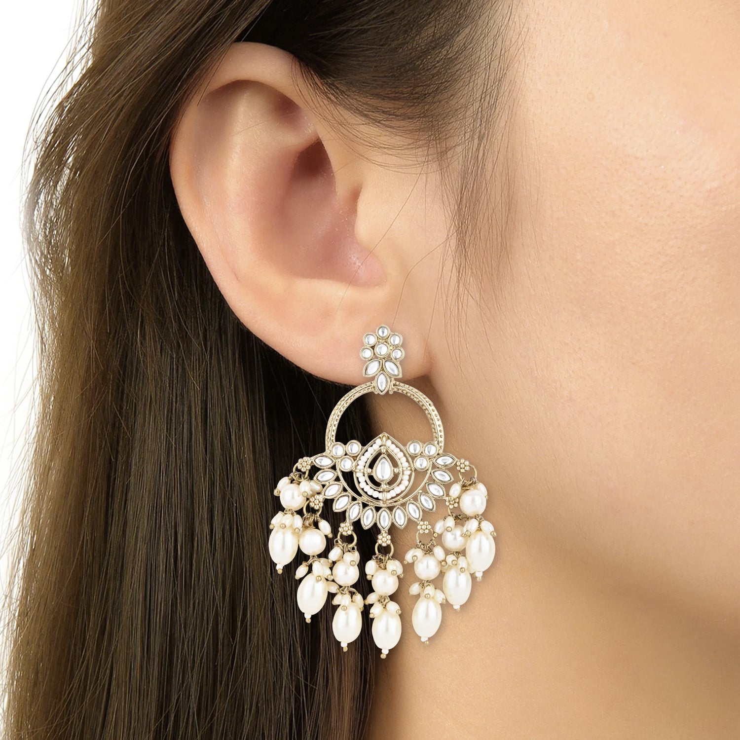 Mridhi White Earrings