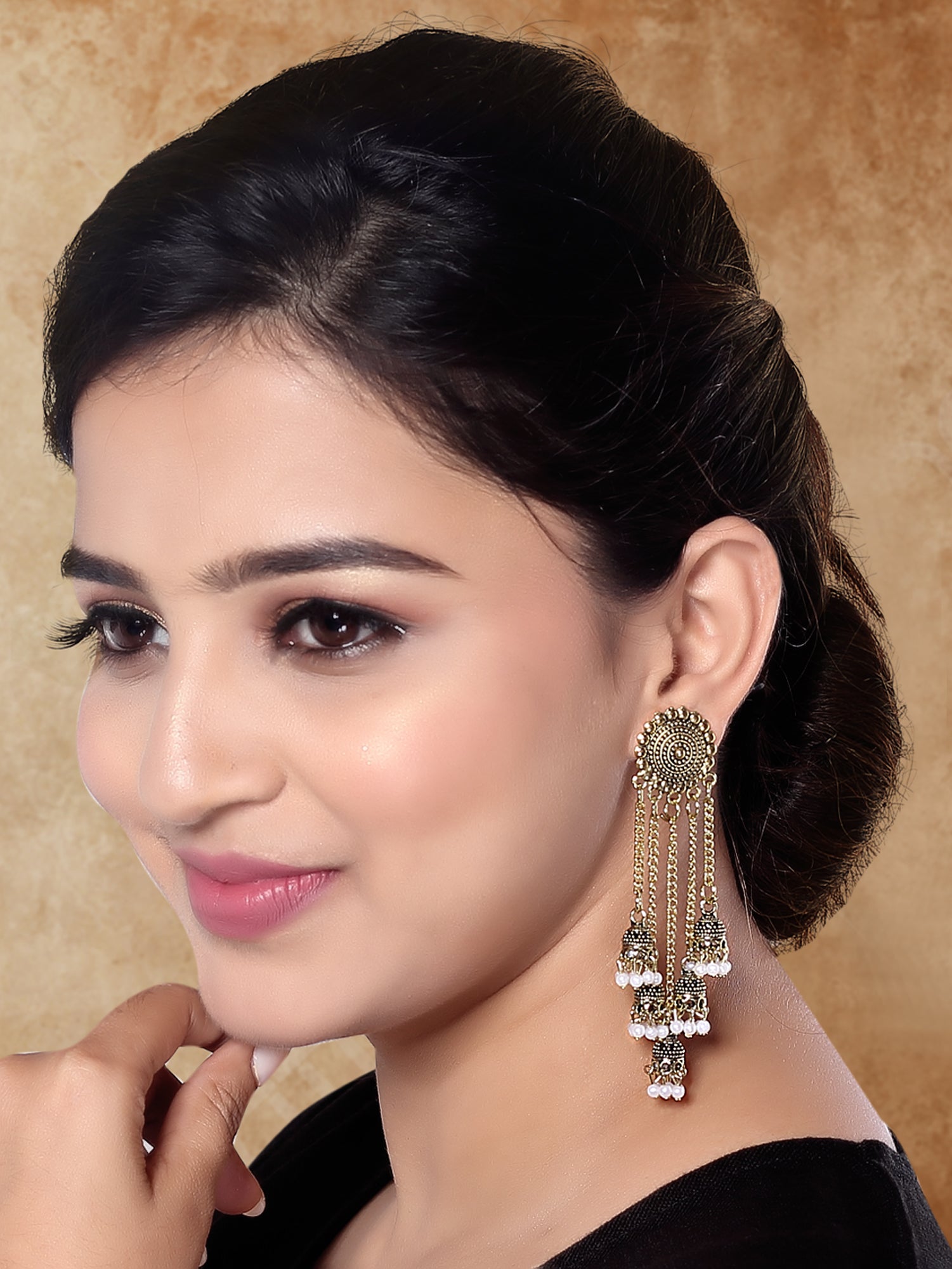 Mridni Earrings
