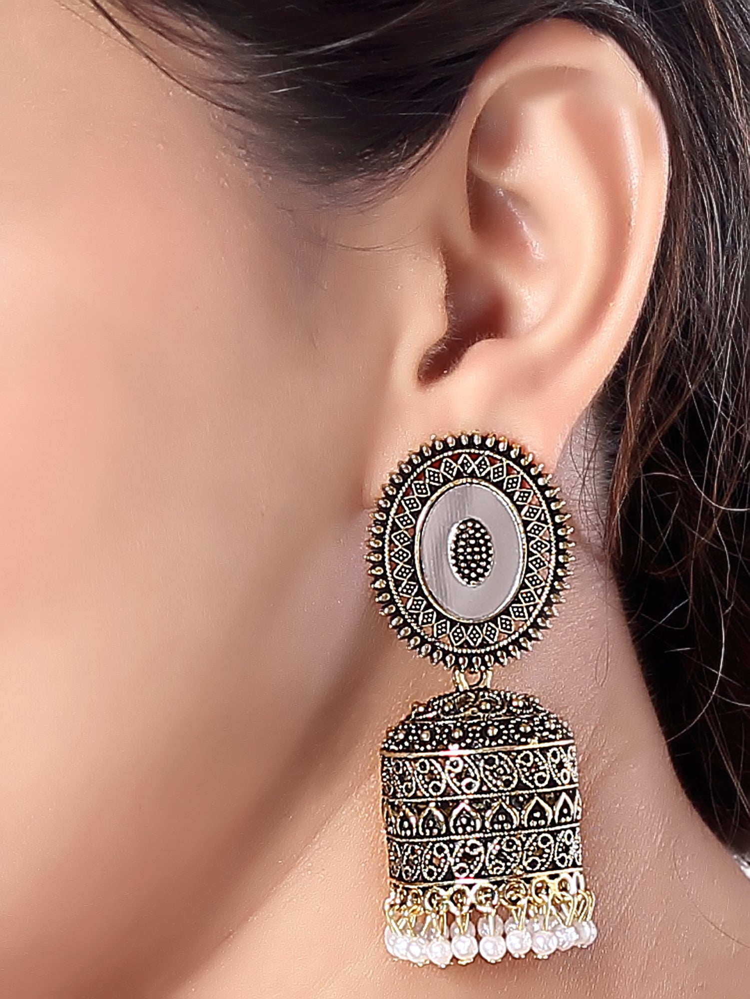 Harnoor Earrings