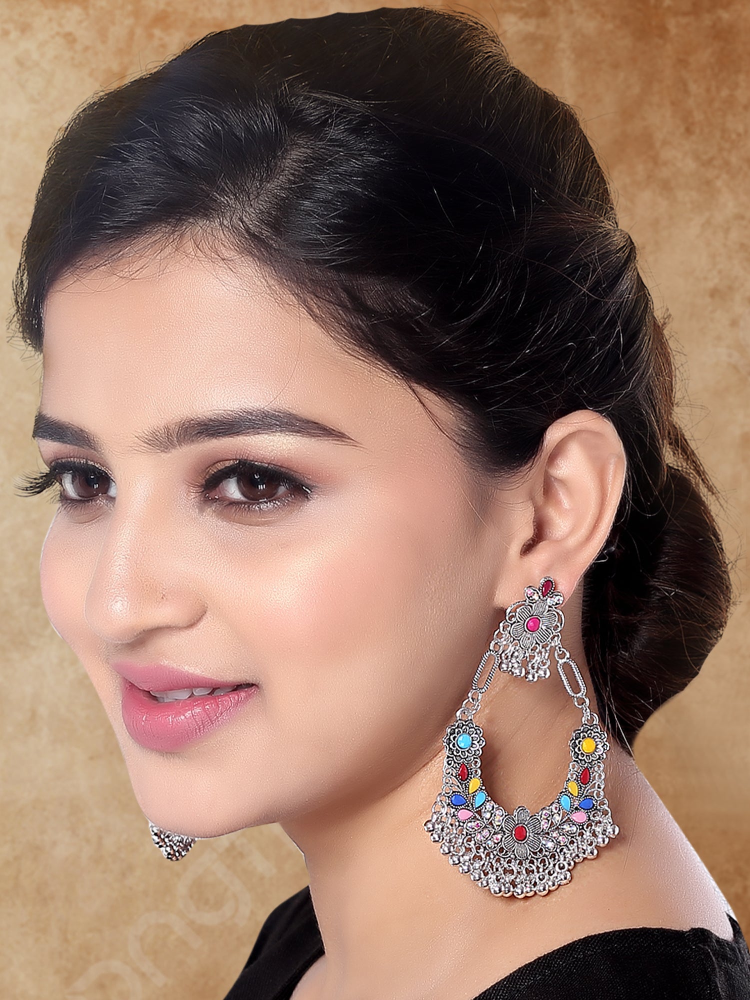 Vyusti Oxidised Earrings