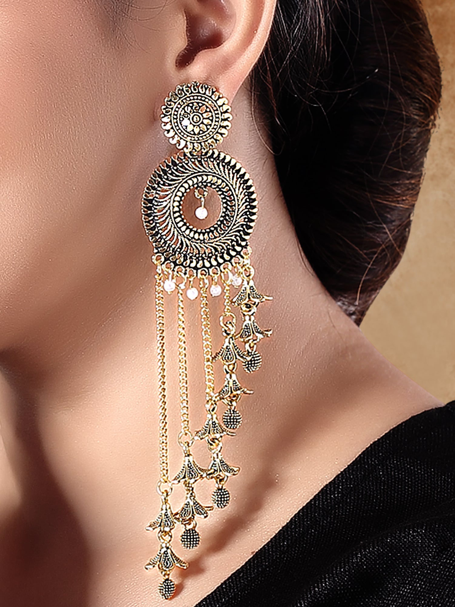 Prashi Earrings