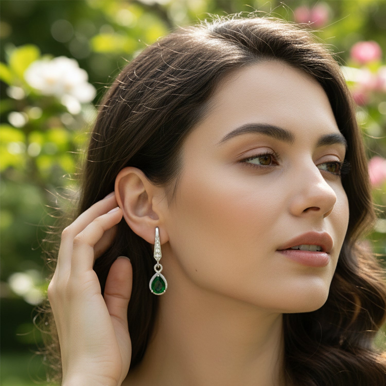 Isabel Green Tide- glowing green elegance