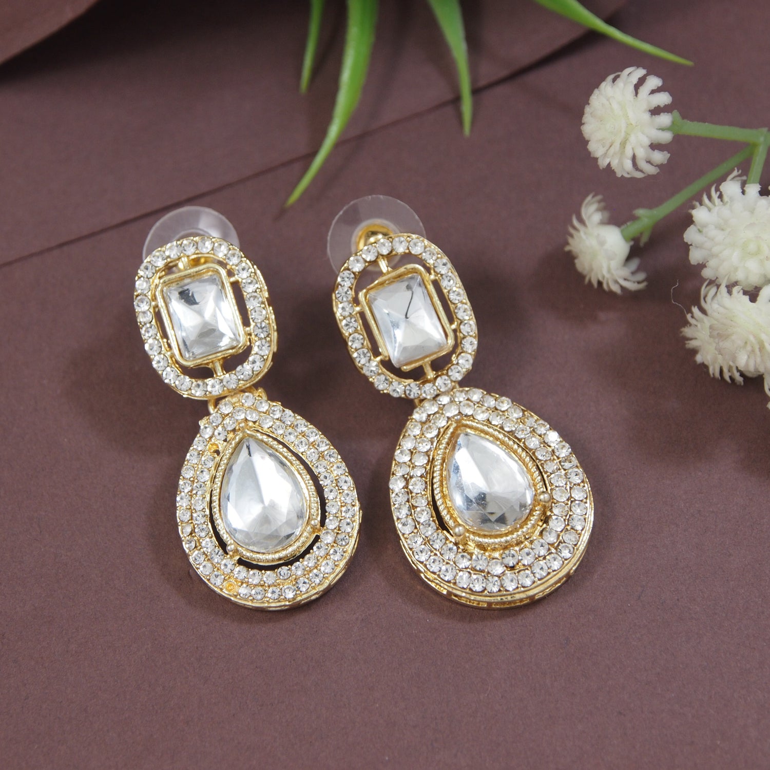 Viyana White Earrings