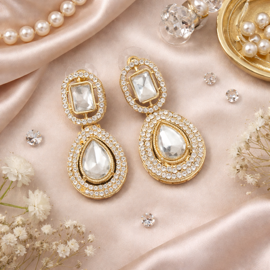 Viyana White Earrings