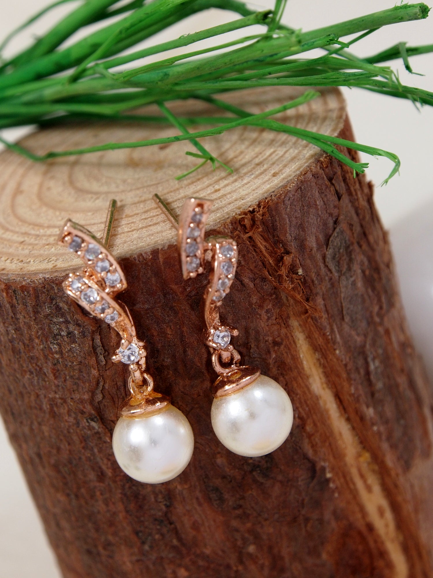 Camila RoseGold Studs