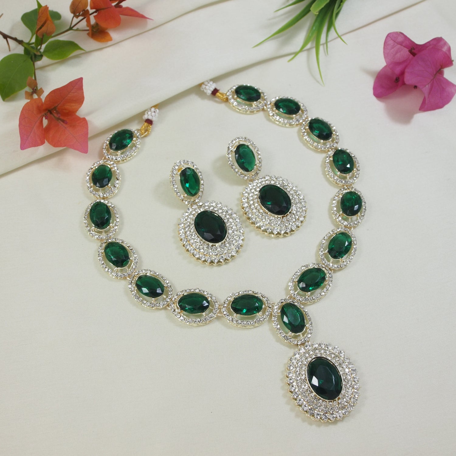 Oshina Green Necklace Set