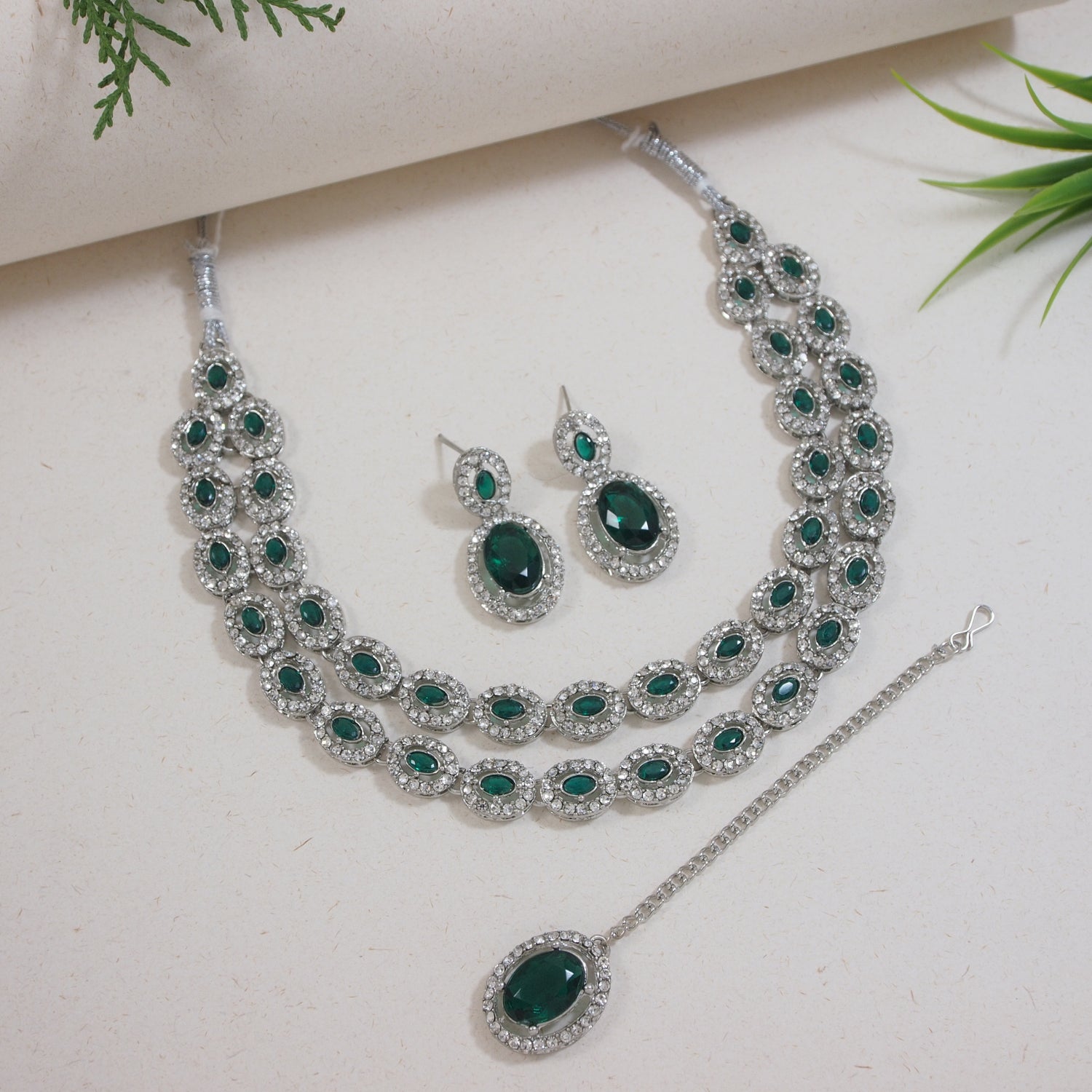 Ziyana Silver Green Necklace Set
