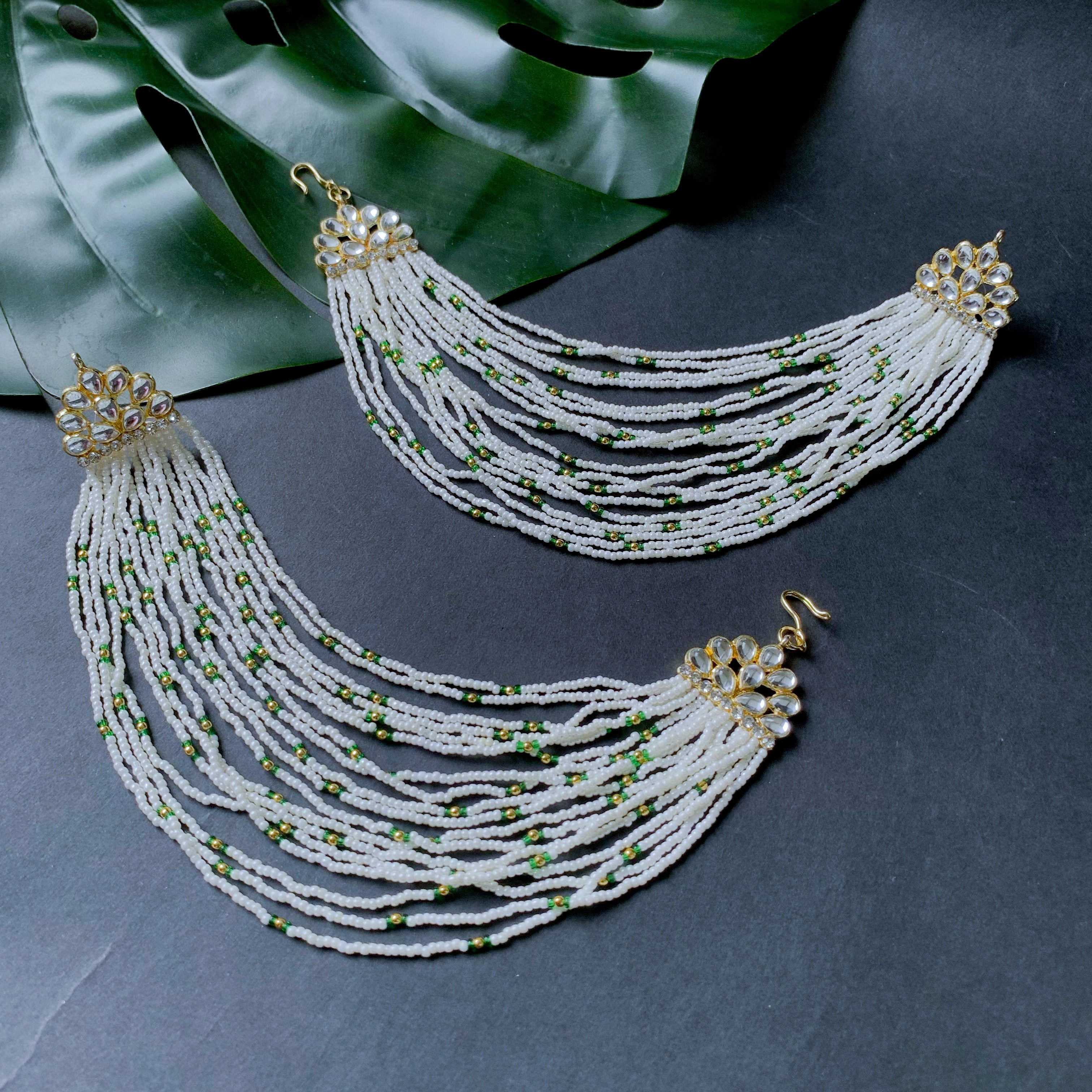 PRALAMBIKA Green Earrings
