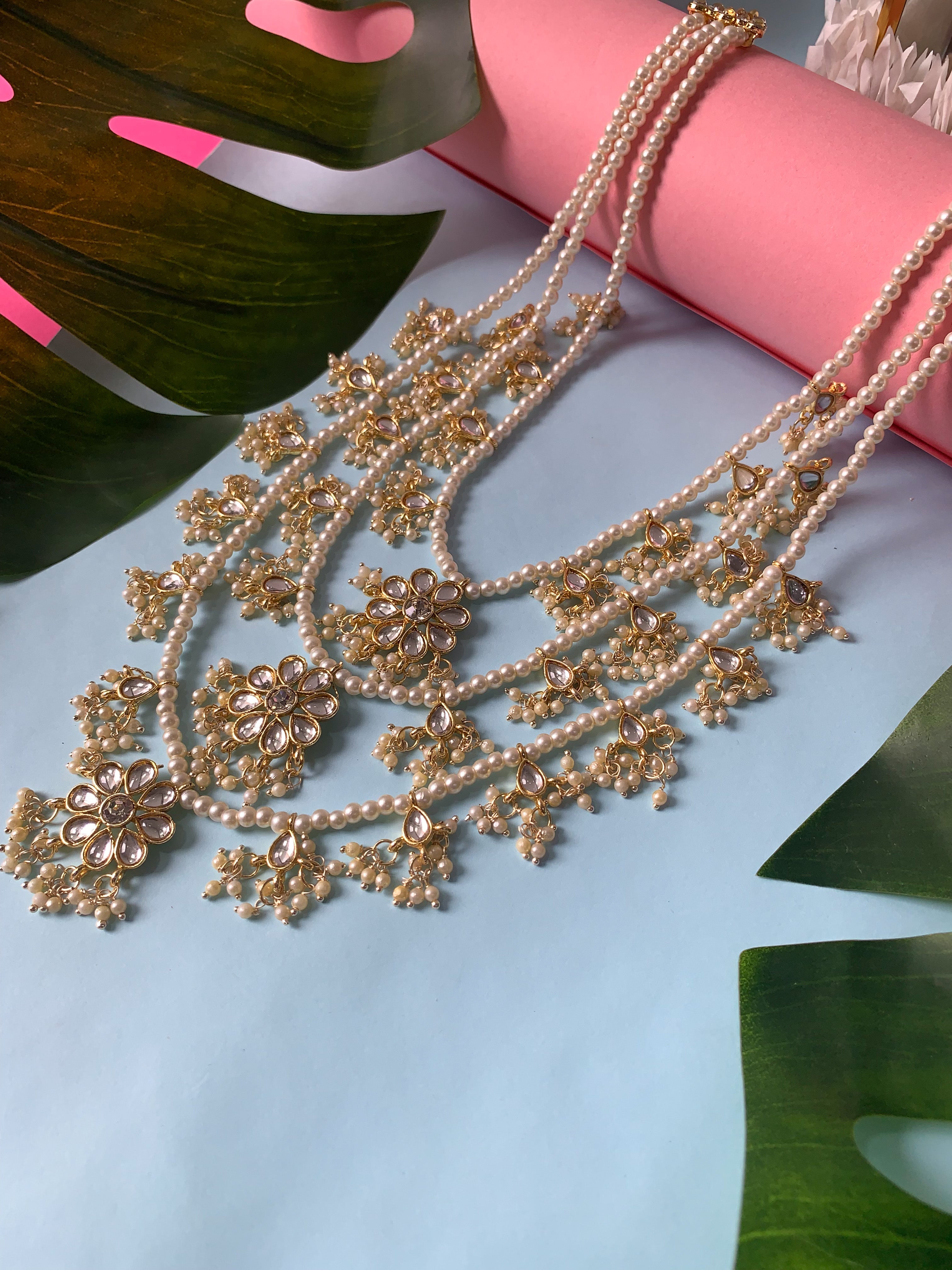 Ansh White Necklace
