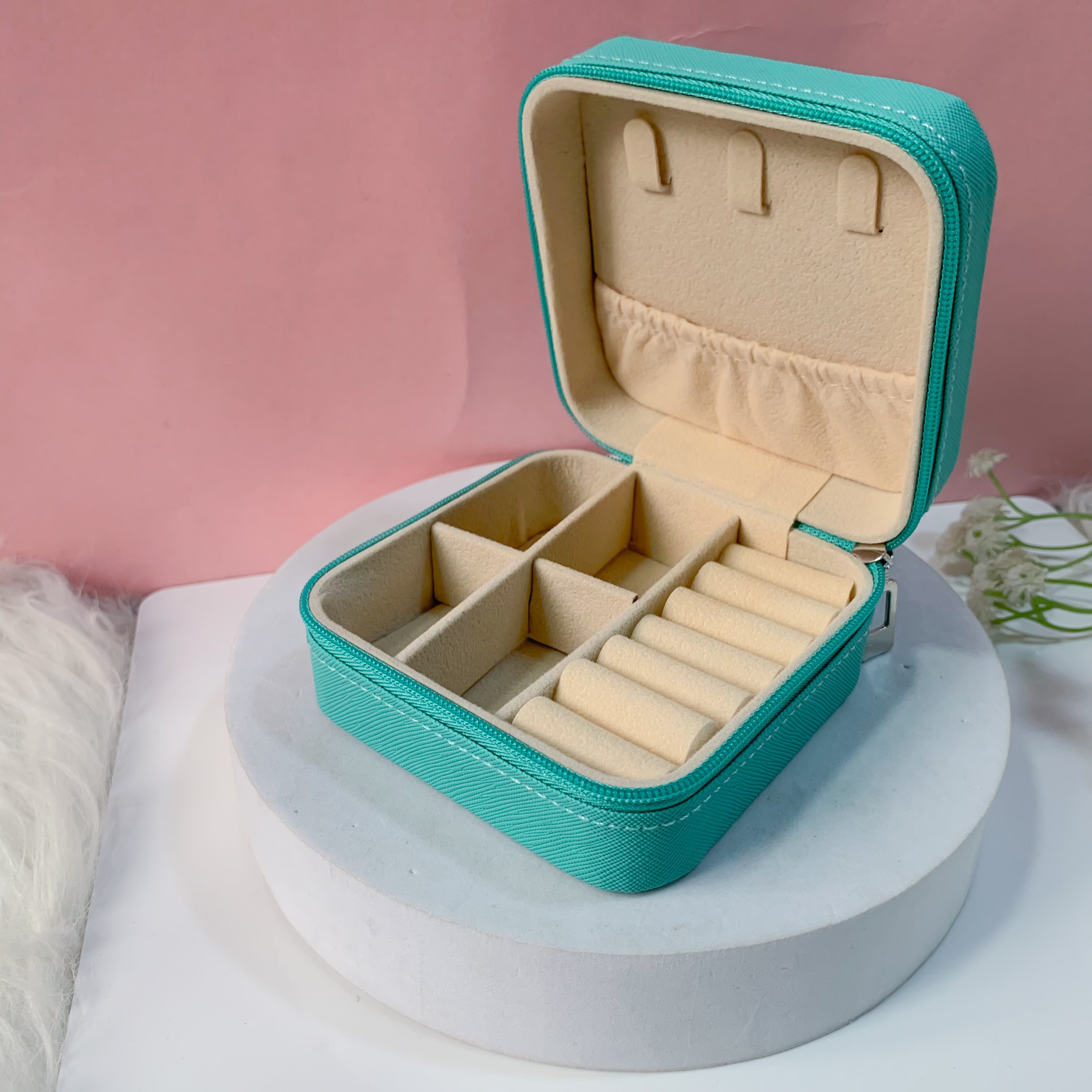 Portable Sea Green Jewellery Organiser