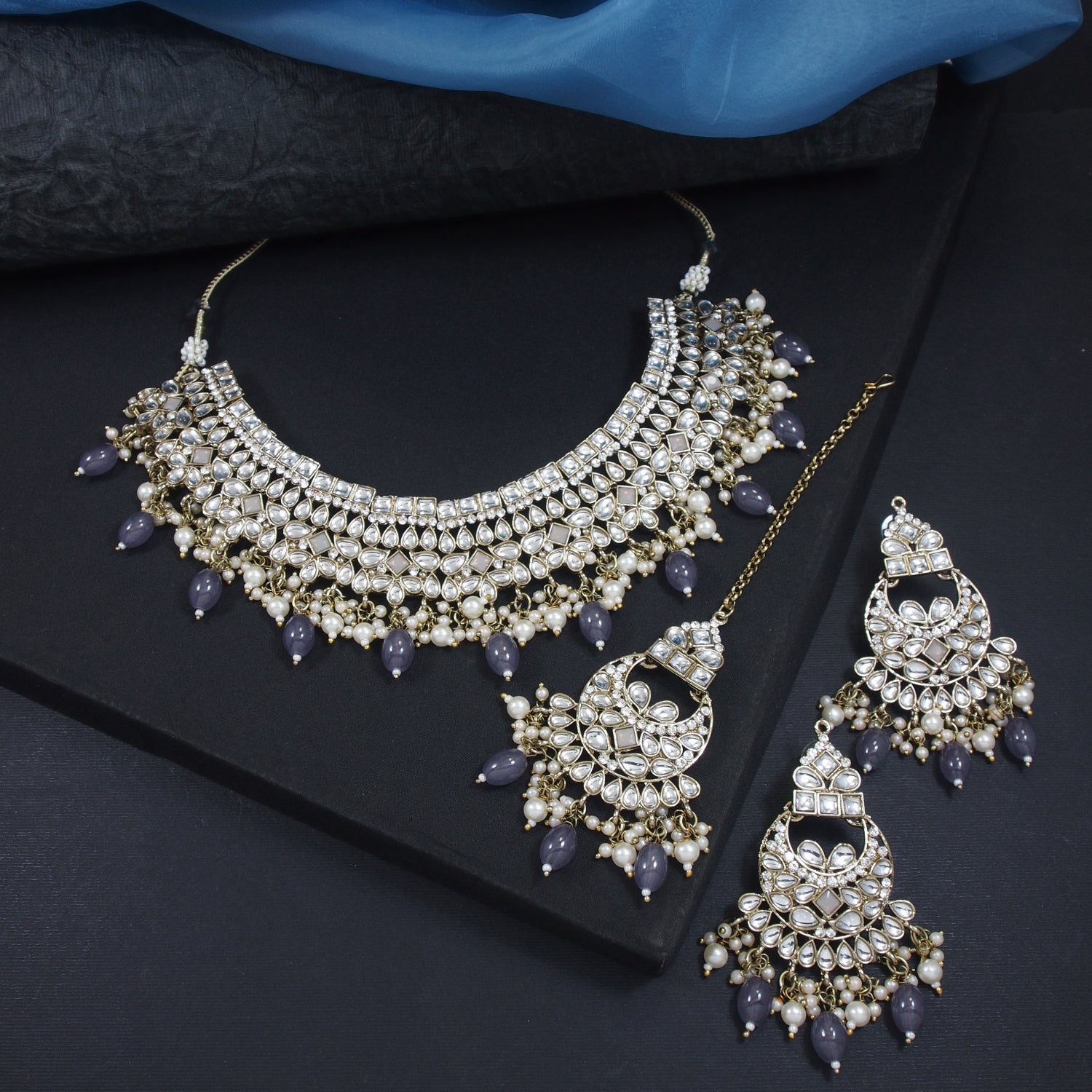 Avisha Grey Choker