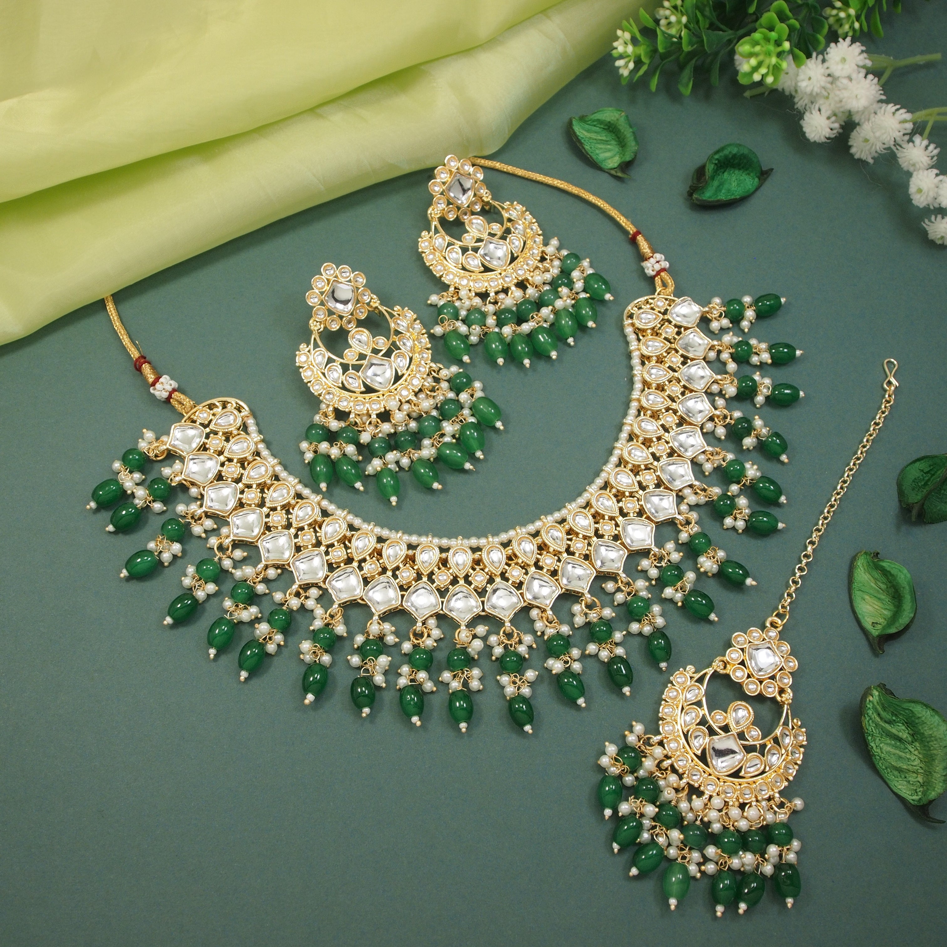 Devyani Green Choker