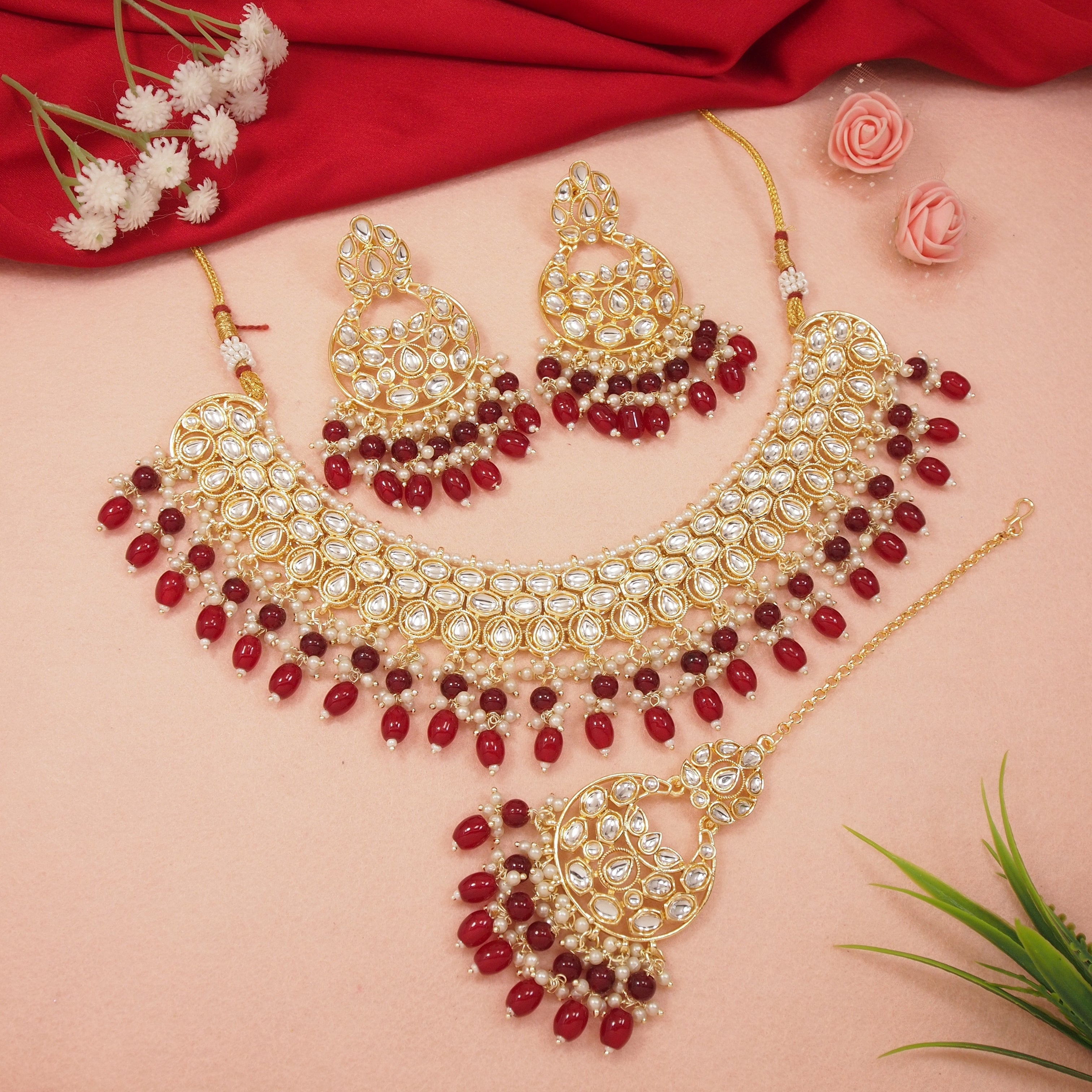 Sharmila Maroon Choker