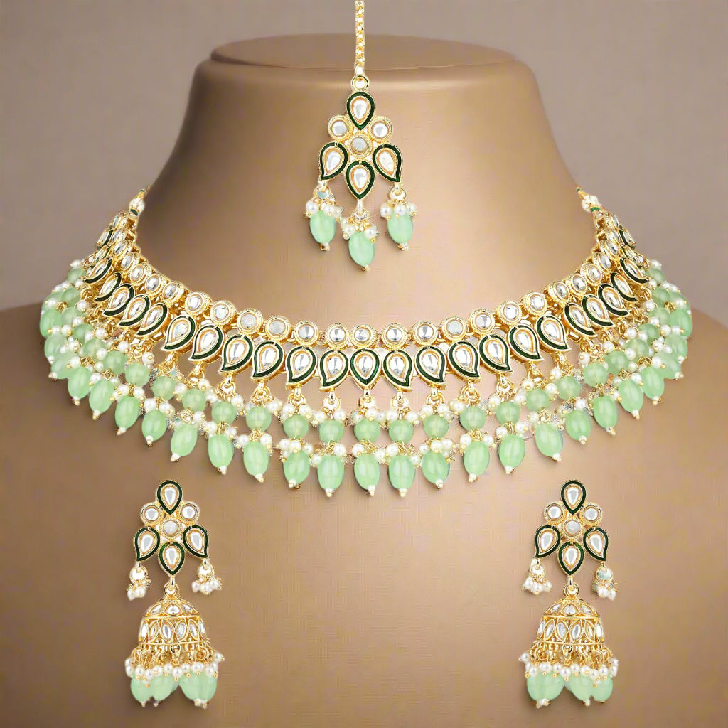 Madhu Mint Choker
