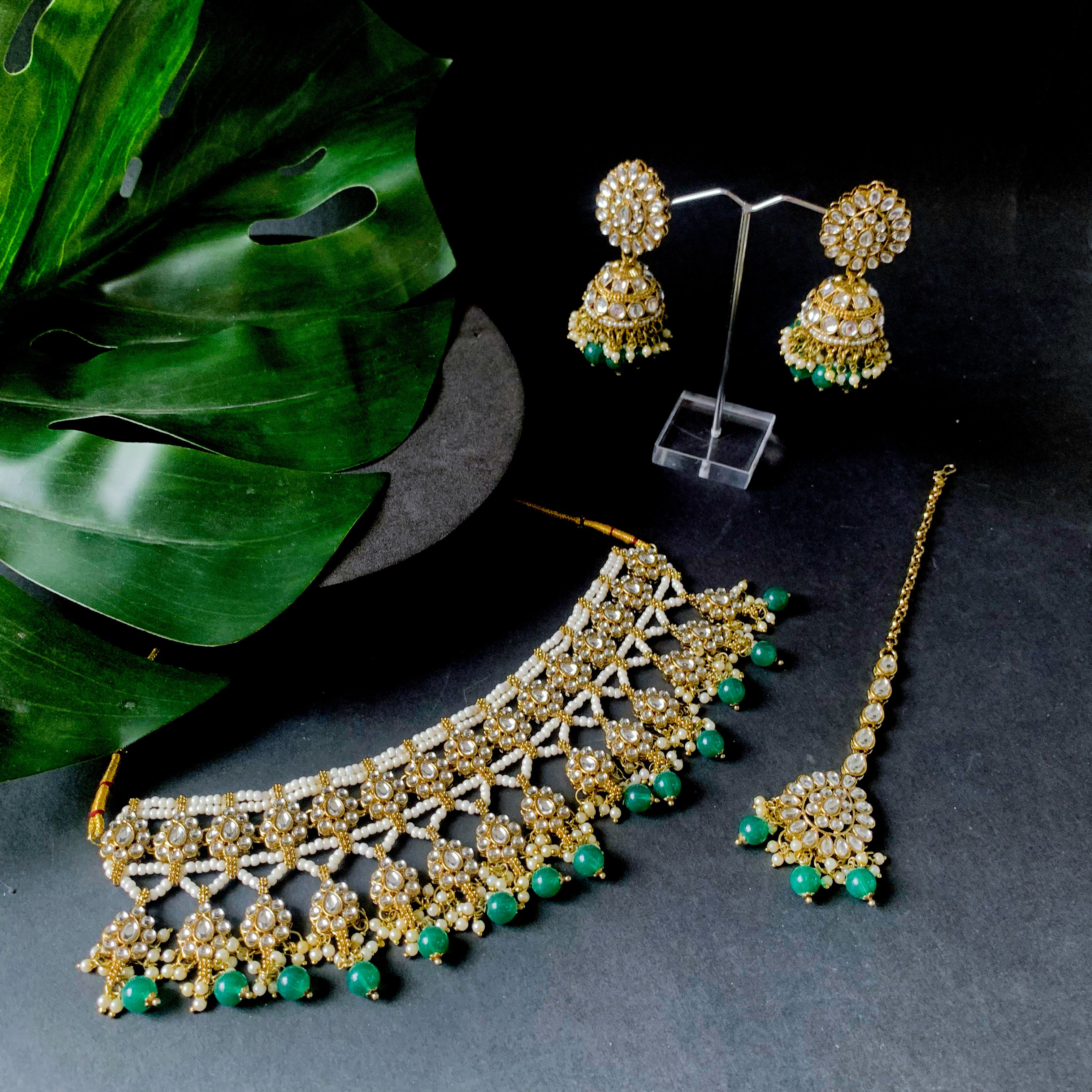 Neesha Green Choker Set