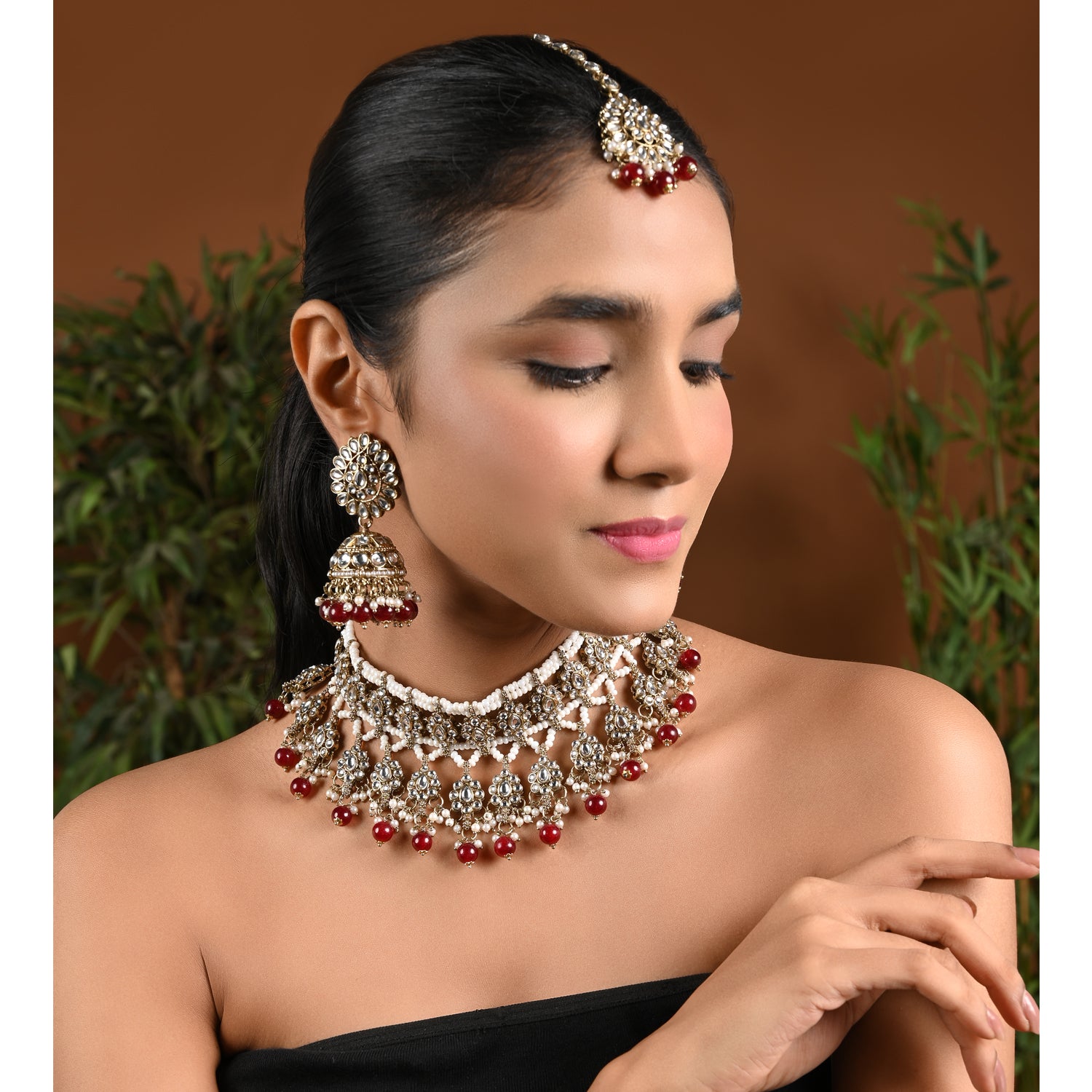 Neesha Maroon Choker Set