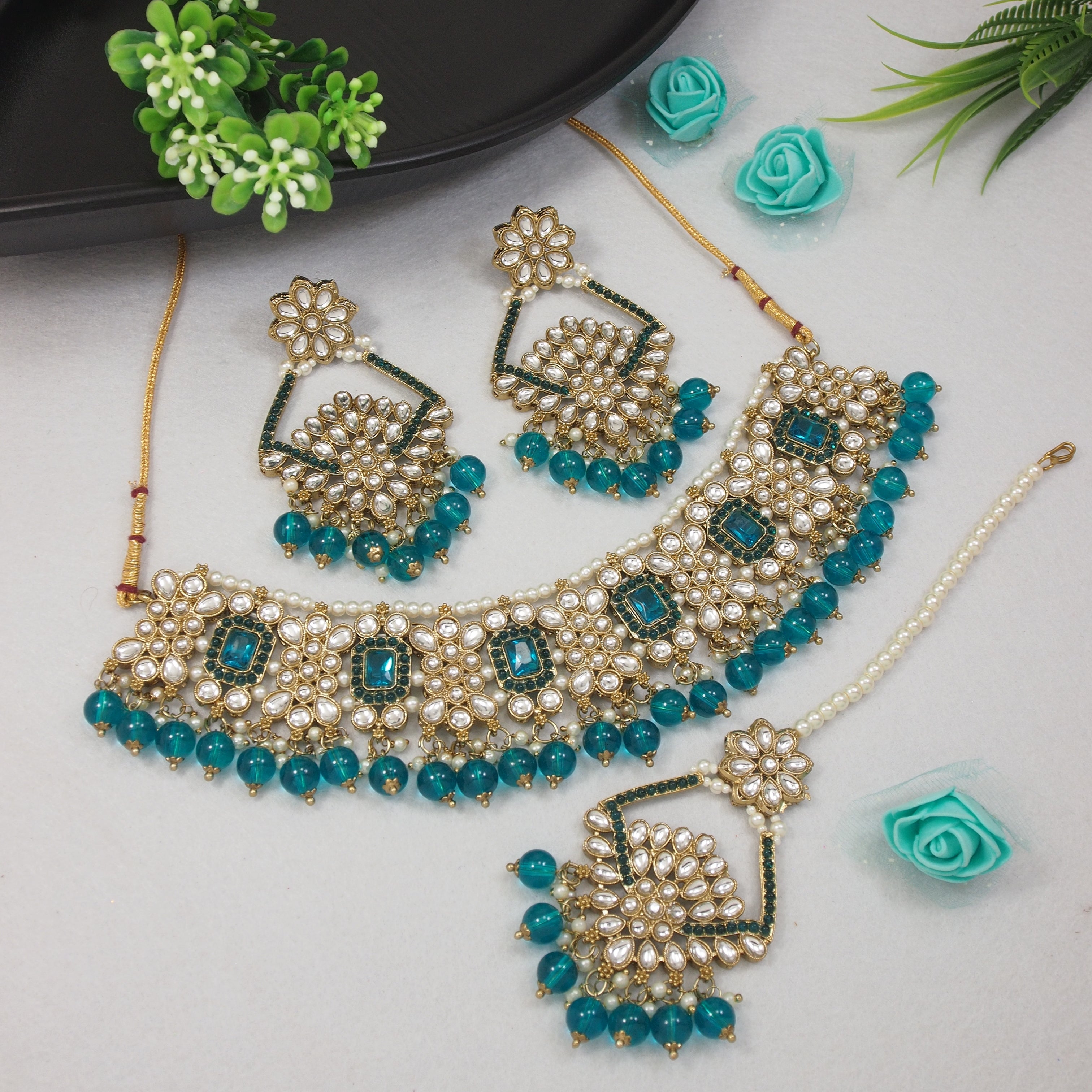 Paridhi Choker Set