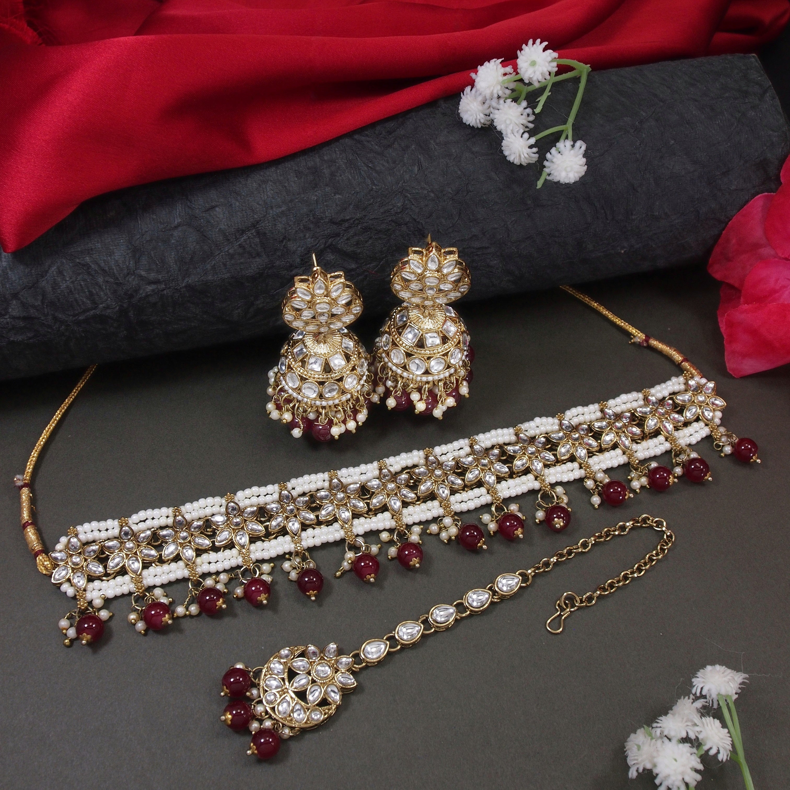 Reshmi Maroon Choker