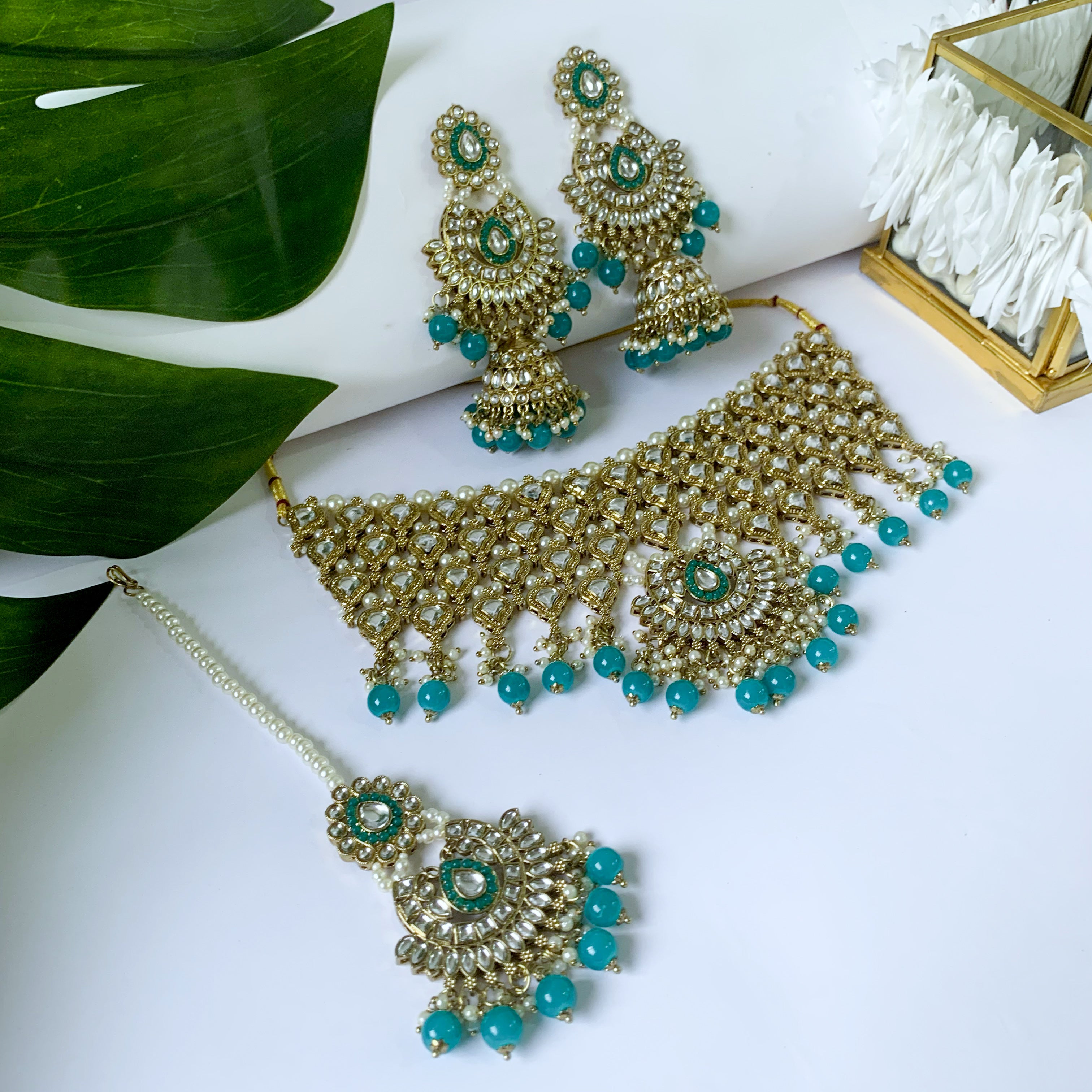 Ruchira Turquoise Choker Set