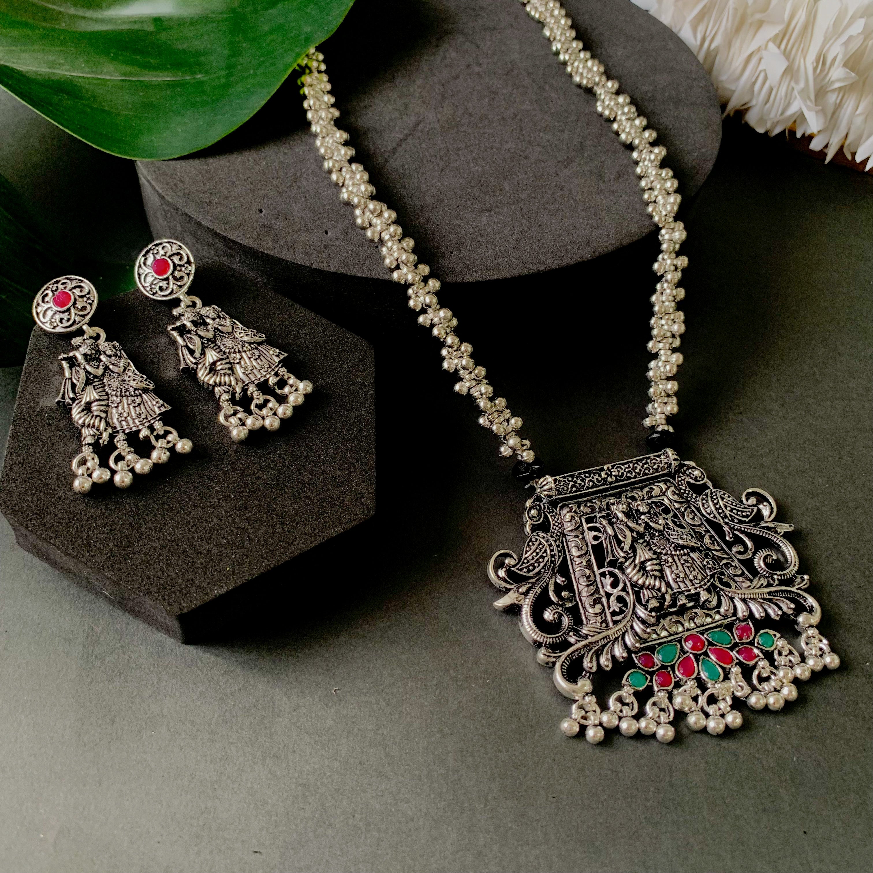 Shloka Necklace Set