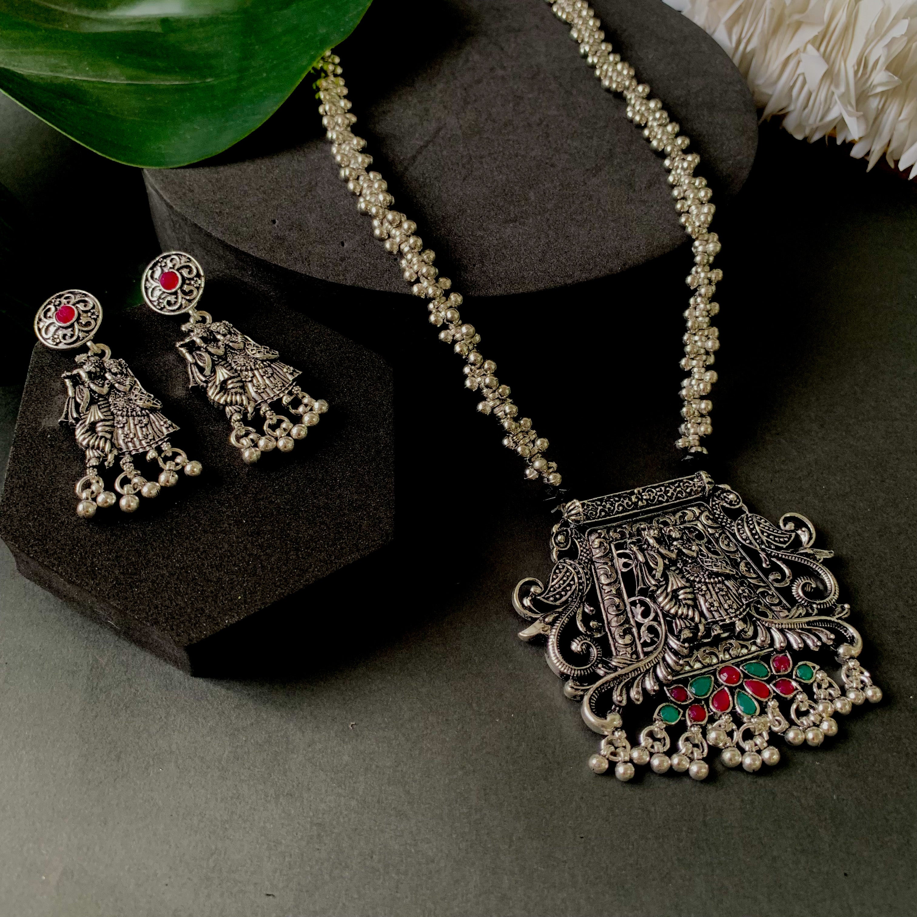 Shloka Necklace Set