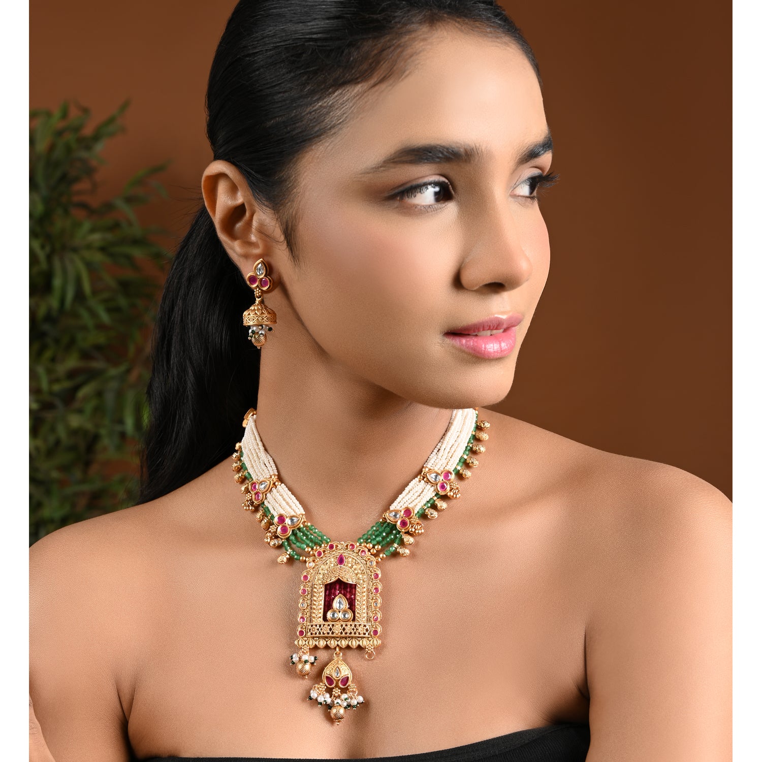 Hinal Green Necklace Set