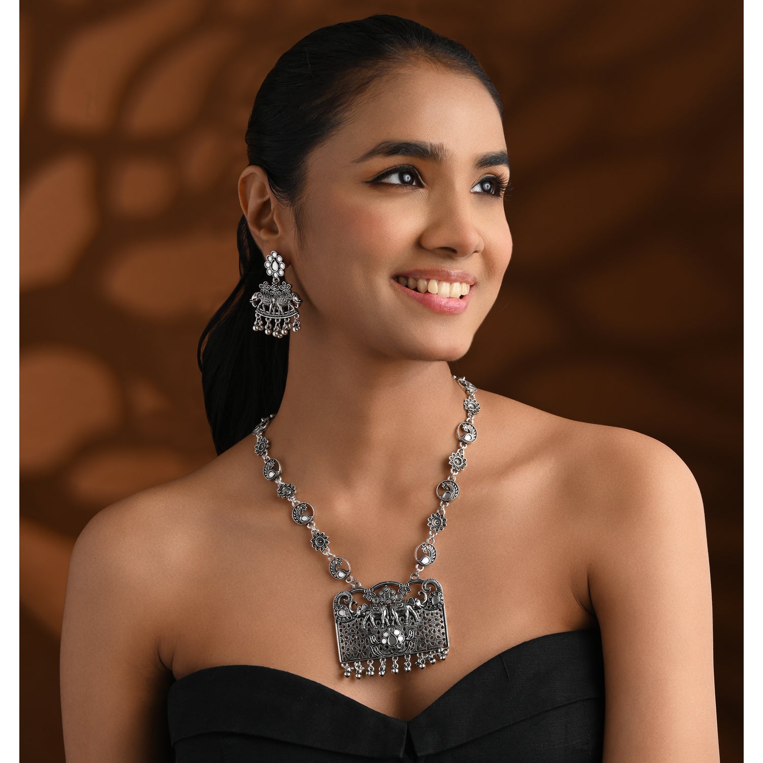 Elephant Charm Pendant - Statement Jewellery set