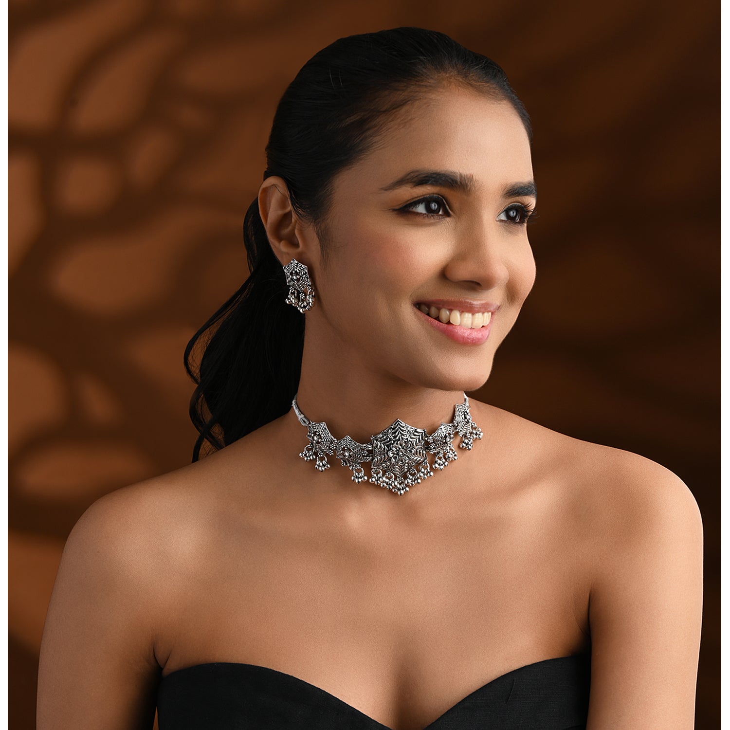 Intricate Oxidised Necklace Set - Silver Elegance