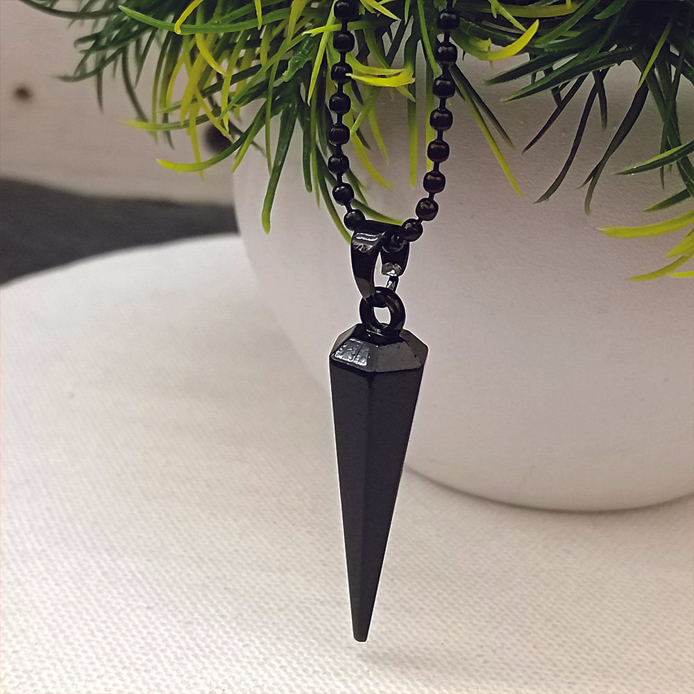 Polo- Men’s Matte Black Arrowhead Necklace