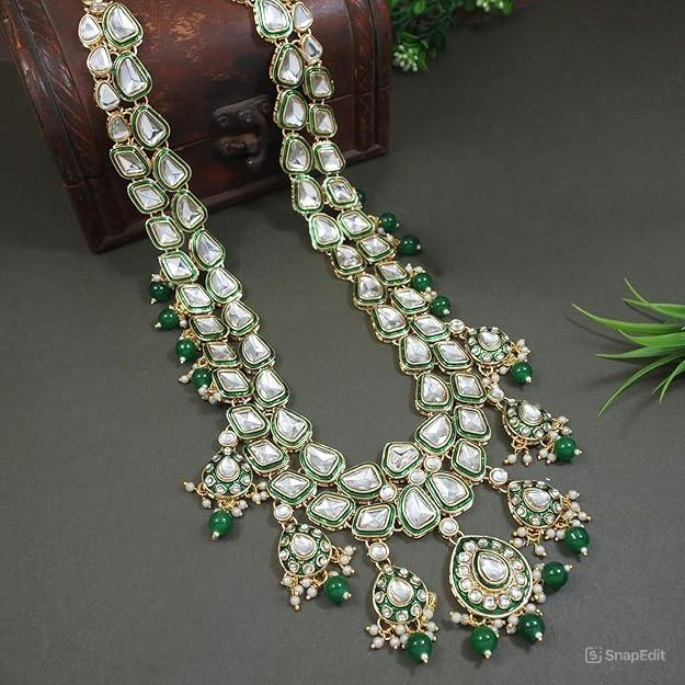 Kiyan Green Neckace FOr Men