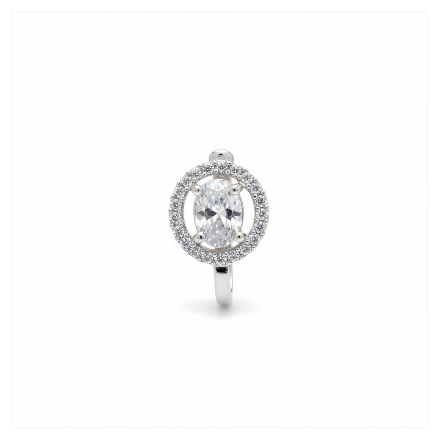 Yuti - Elegant Round American Diamond Nose Pin