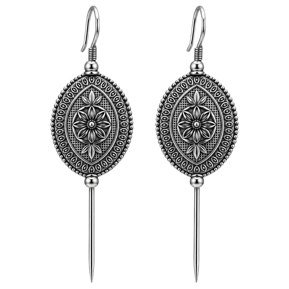 Mitnashi- Oxidised Silver Floral Bugadi Ear Cuff