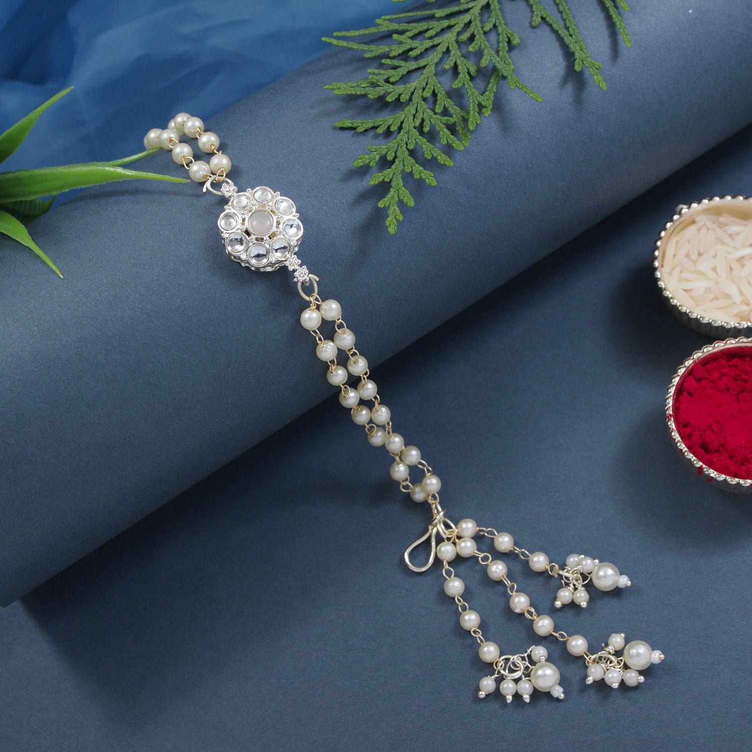 Grey Pearl & Kundan Adjustable Bracelet