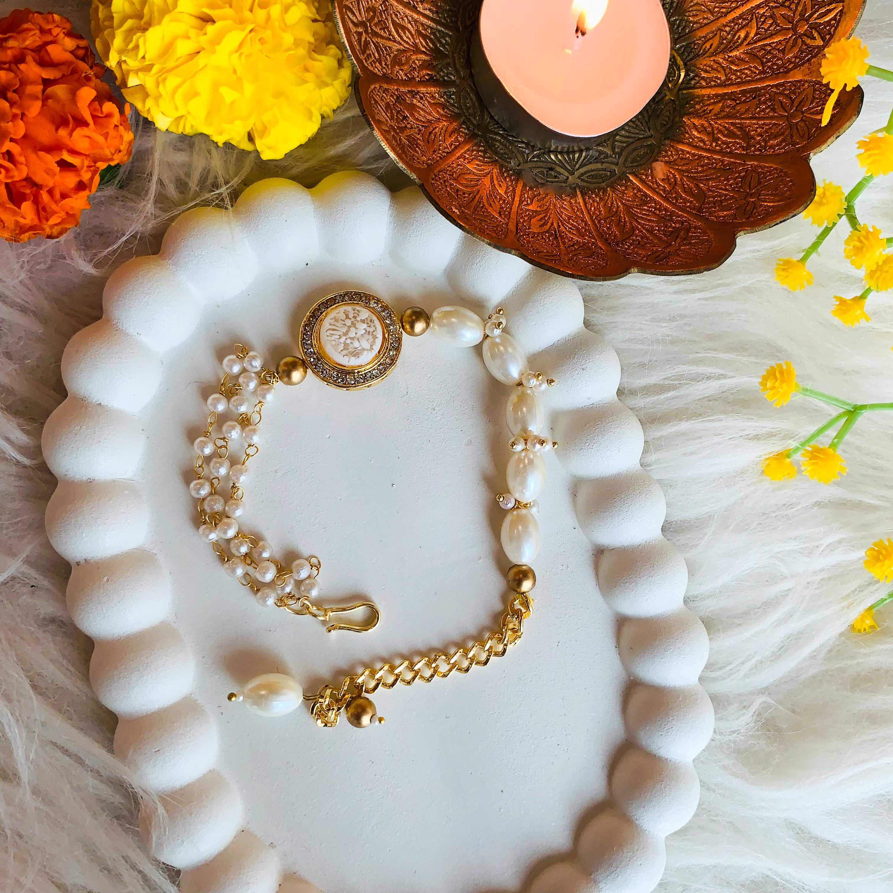 White Pearl & Kundan CenterPiece Bracelet