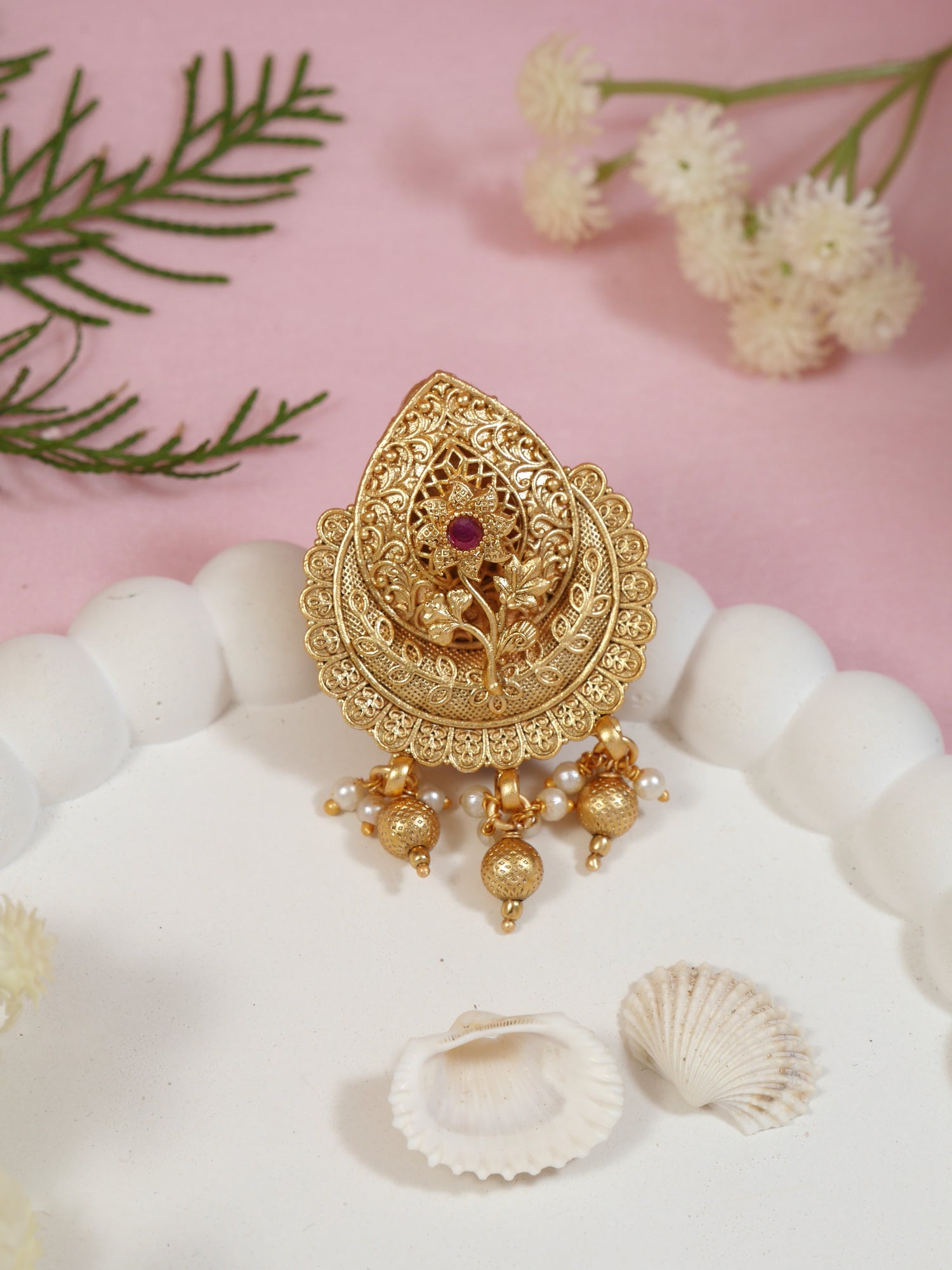 Harshiya Saree Pin