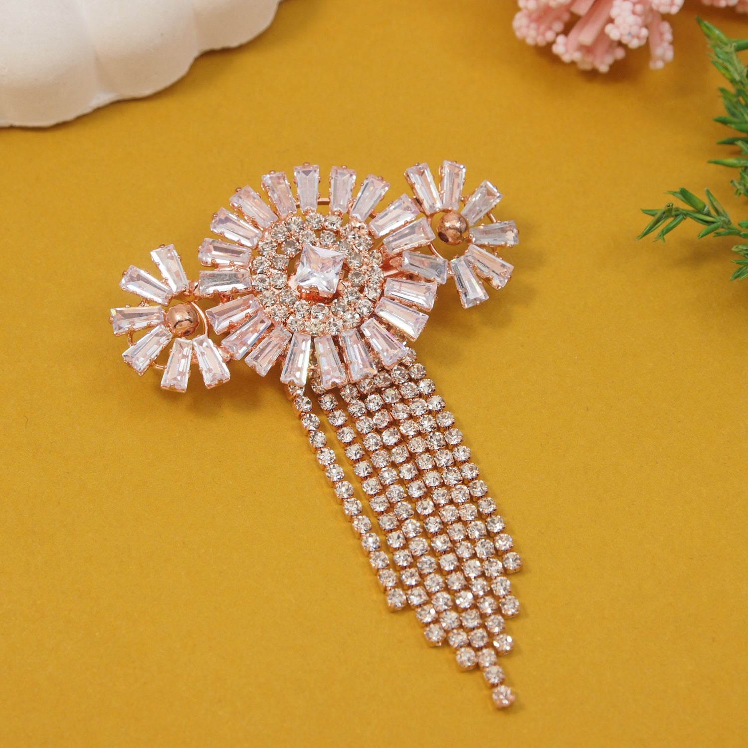 Neil - Rose Gold Brooch