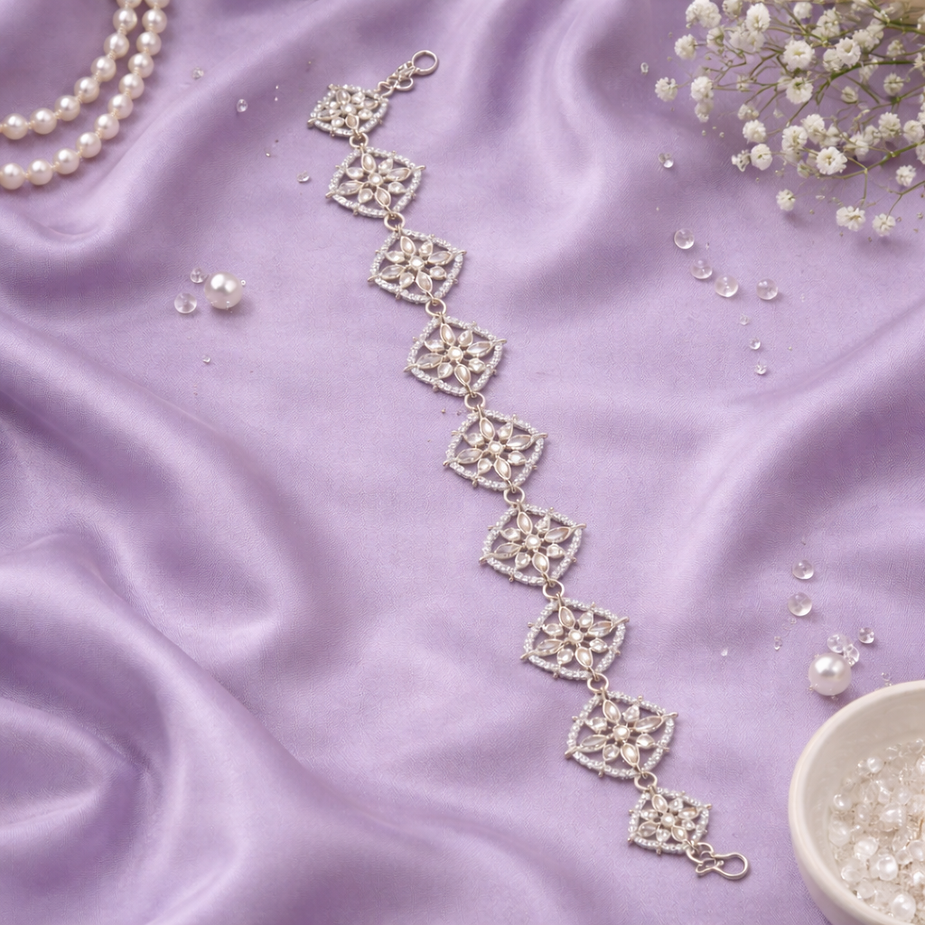 Ardita White Sheeshpatti