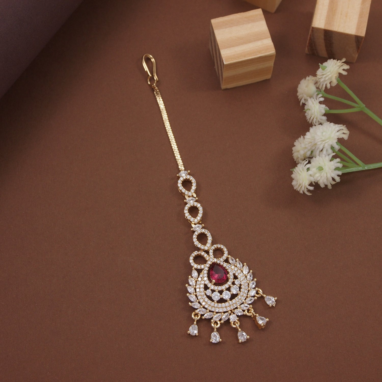 Meira - Traditional Ruby Kundan Maang Tikka