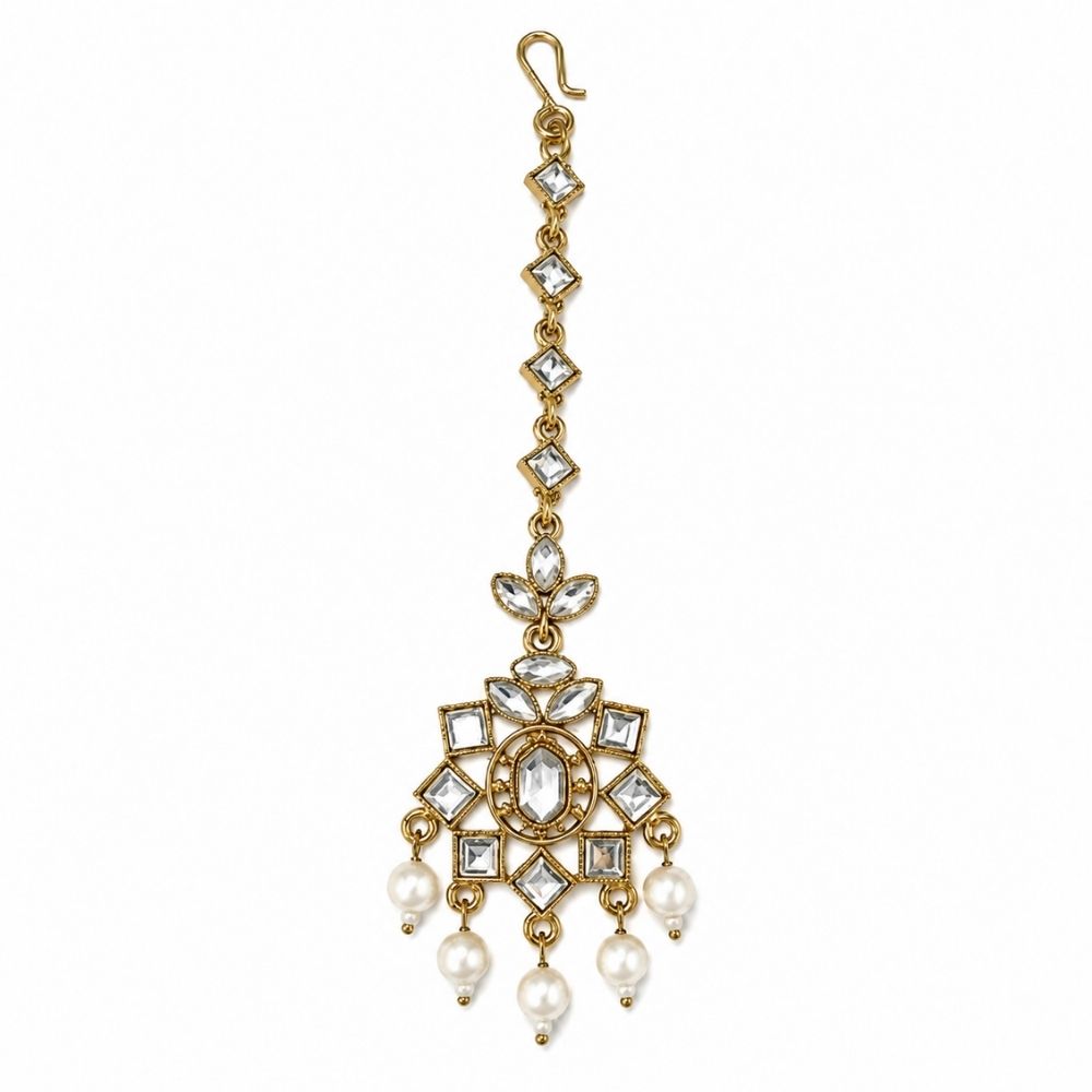 Tvesa- Elegant Pearl Drop Kundan Maang Tikka