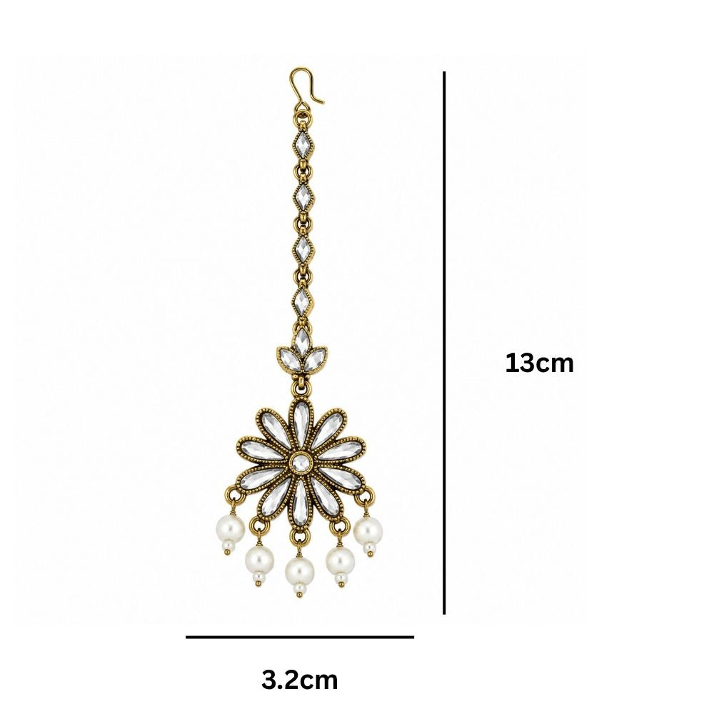 Aamani- Floral Kundan Maang Tikka with Pearl Drops