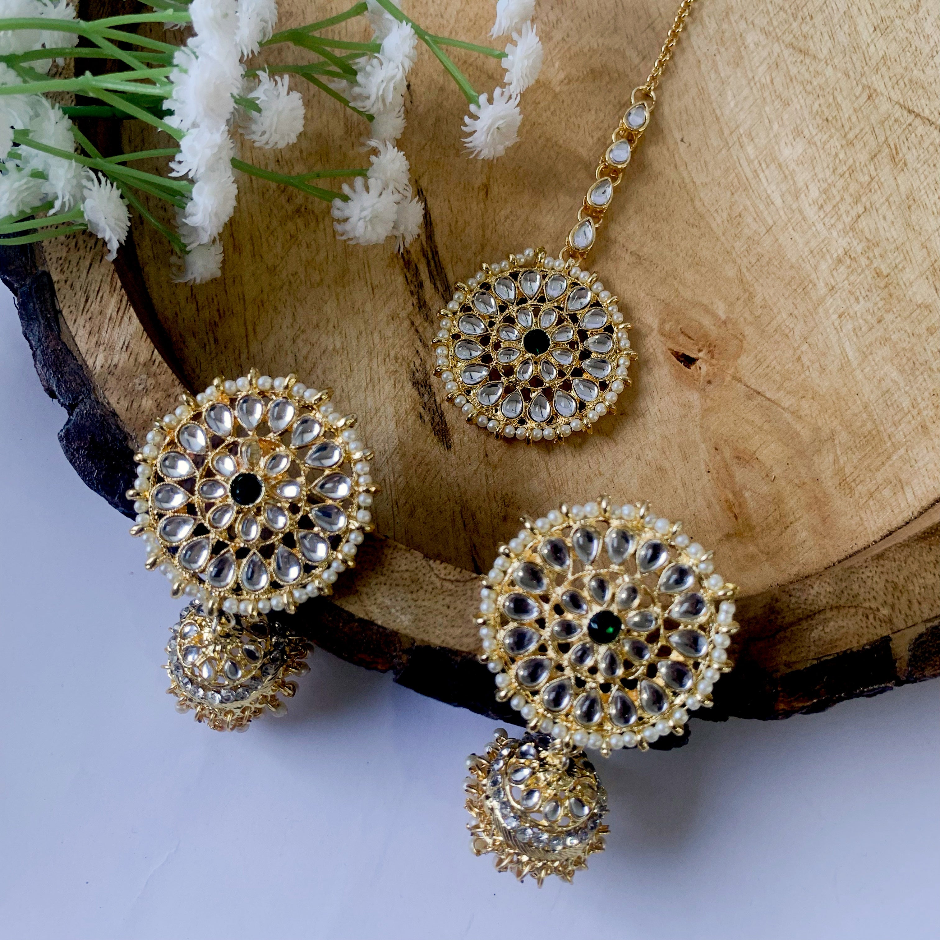 Swasti MaangTikka Earrings Set